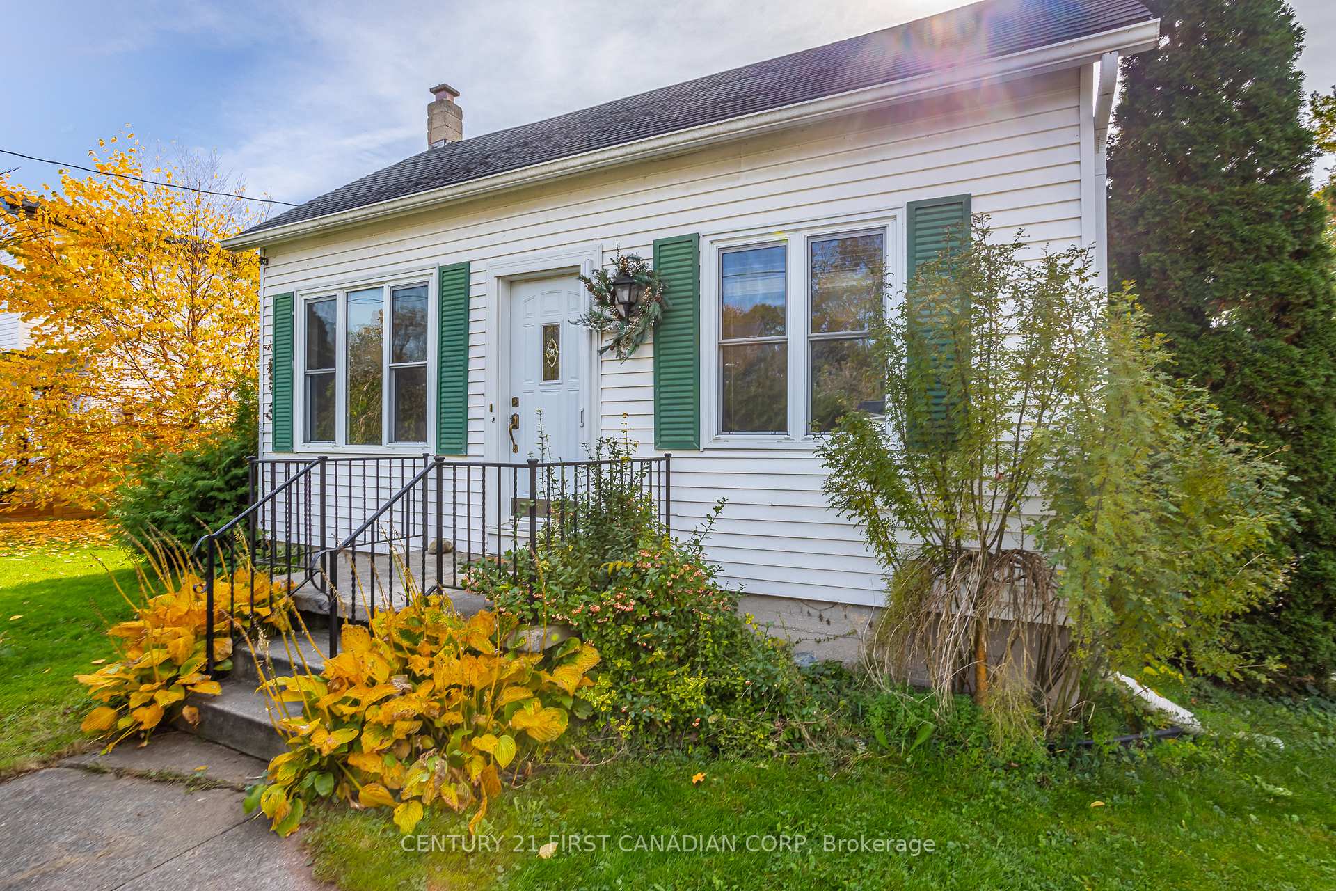 Photo 4 of 165 William Street, North Middlesex, Alisa Craig — HOMEH