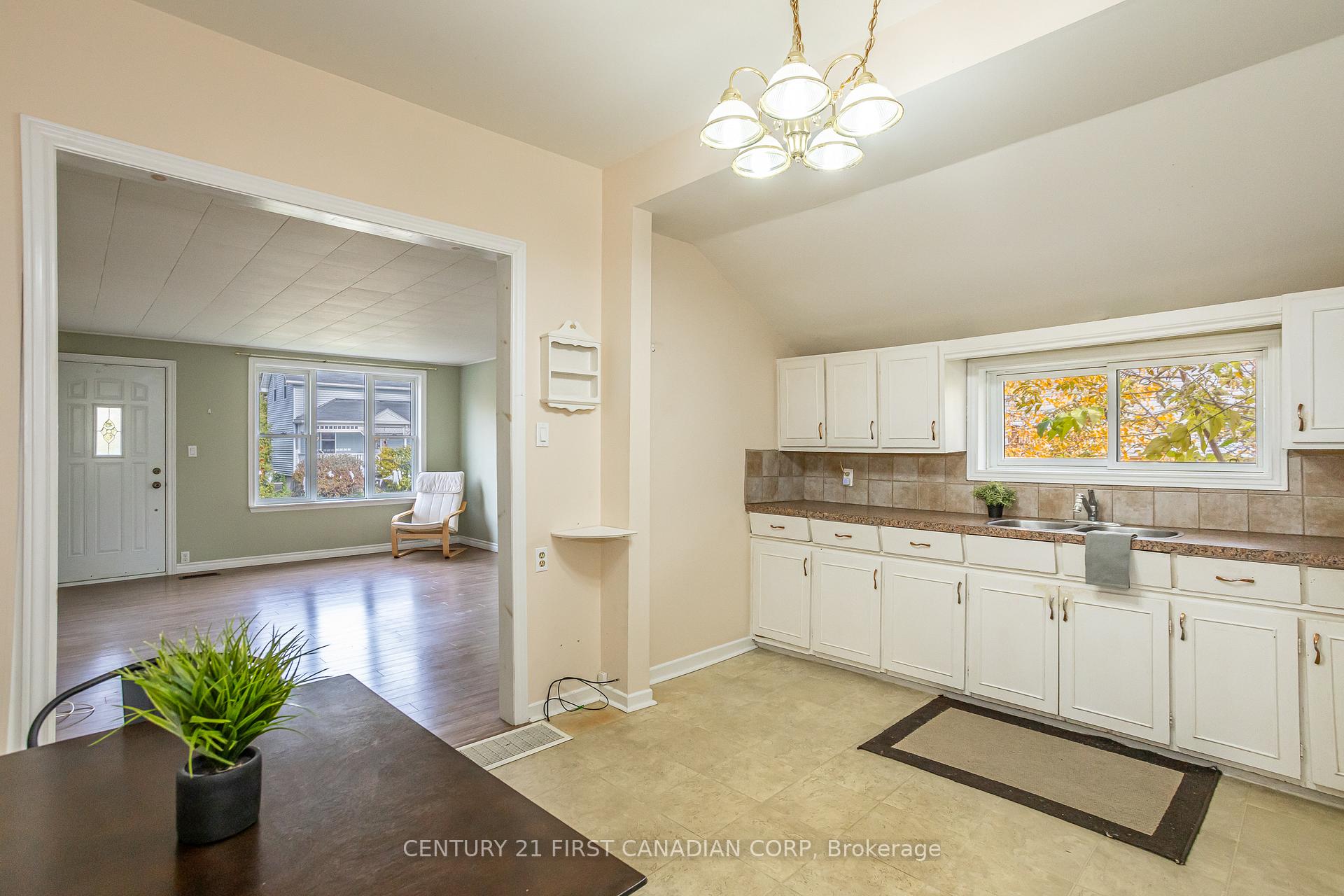 Photo 11 of 165 William Street, North Middlesex, Alisa Craig — HOMEH