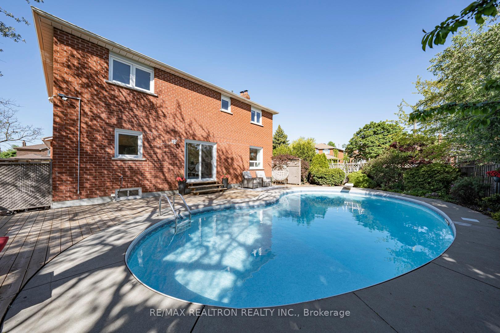 Front of 221 Old Orchard Circle