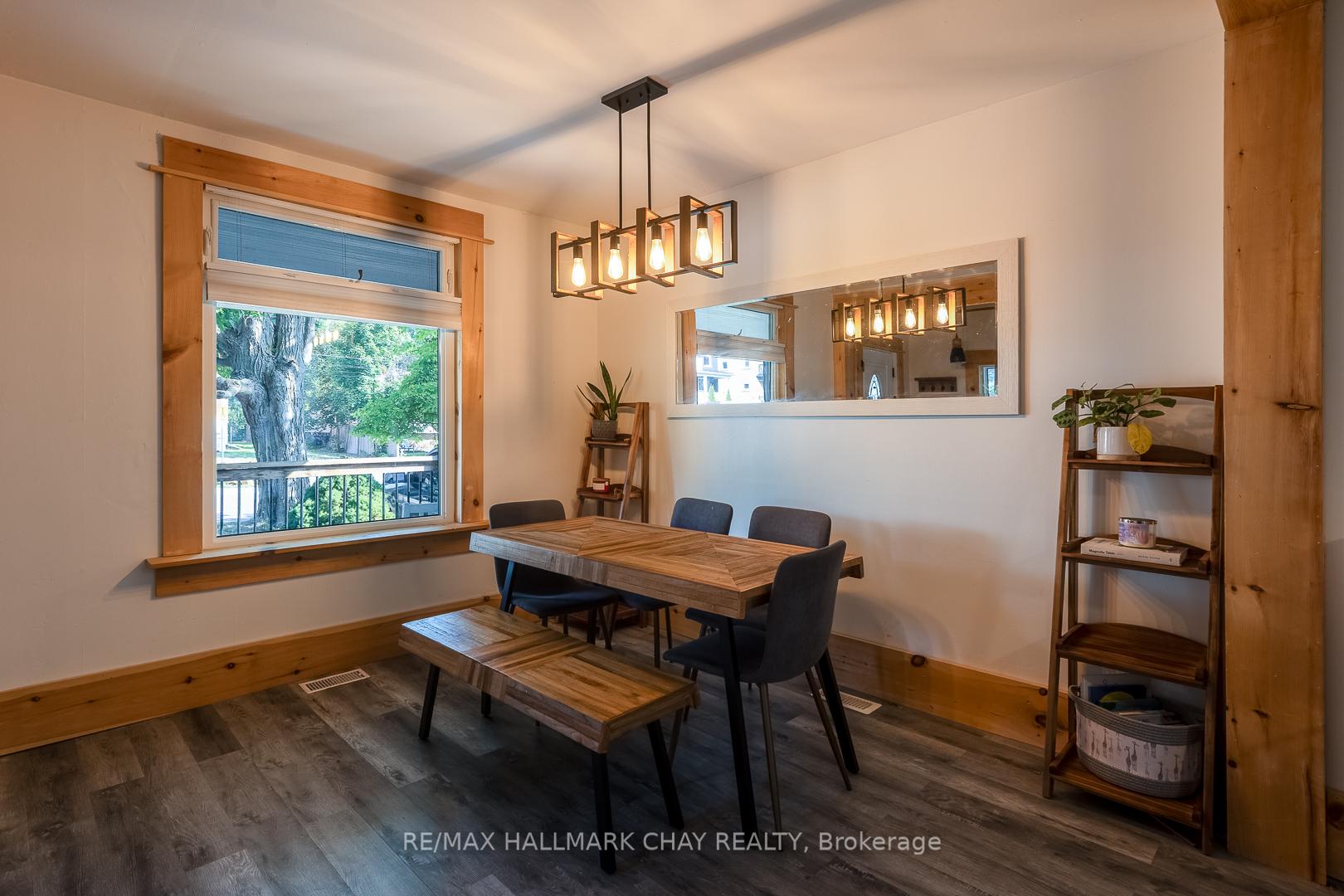 Photo 5 of 109 Borland Street E, Orillia — HOMEH