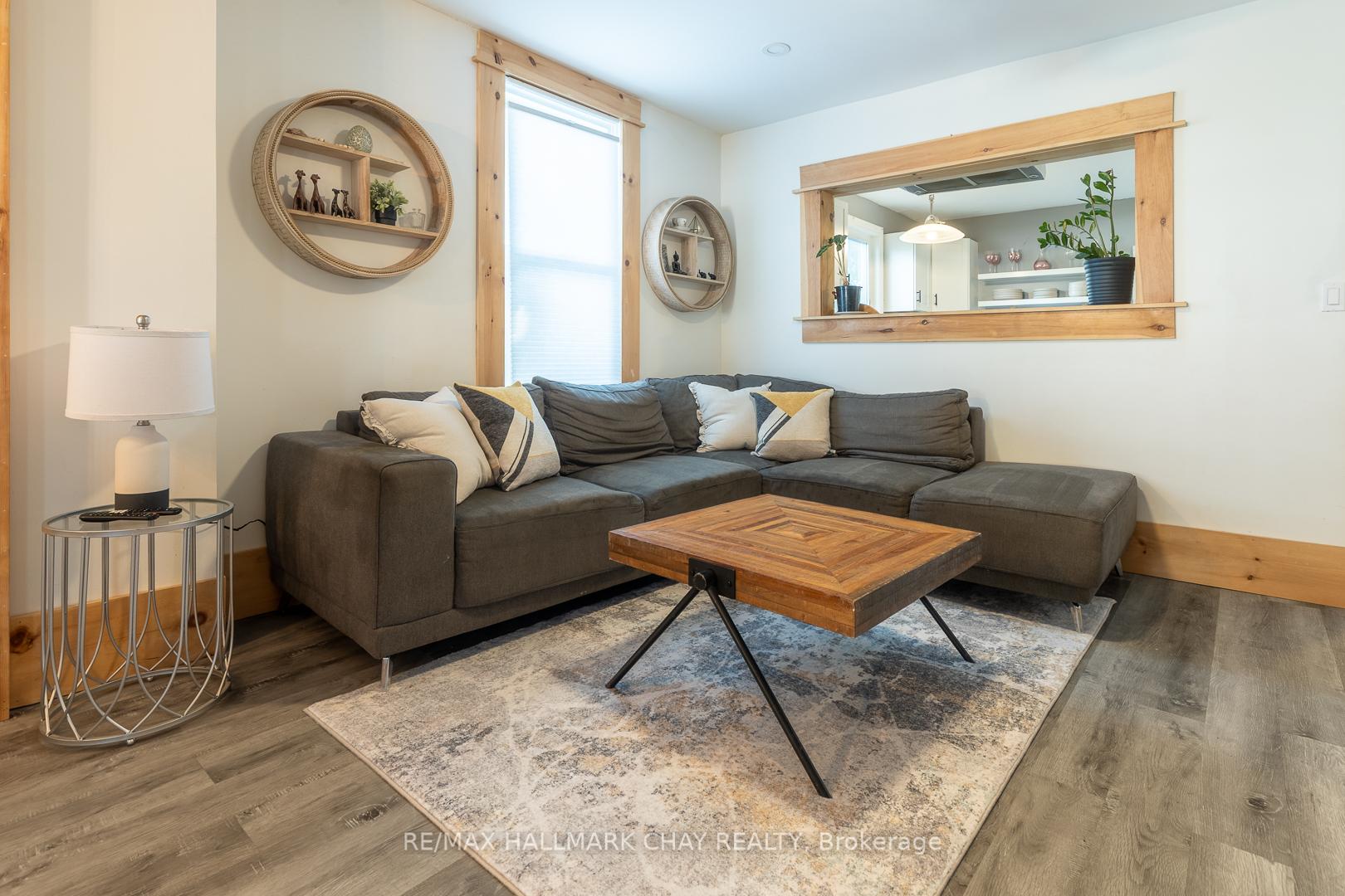 Photo 7 of 109 Borland Street E, Orillia — HOMEH