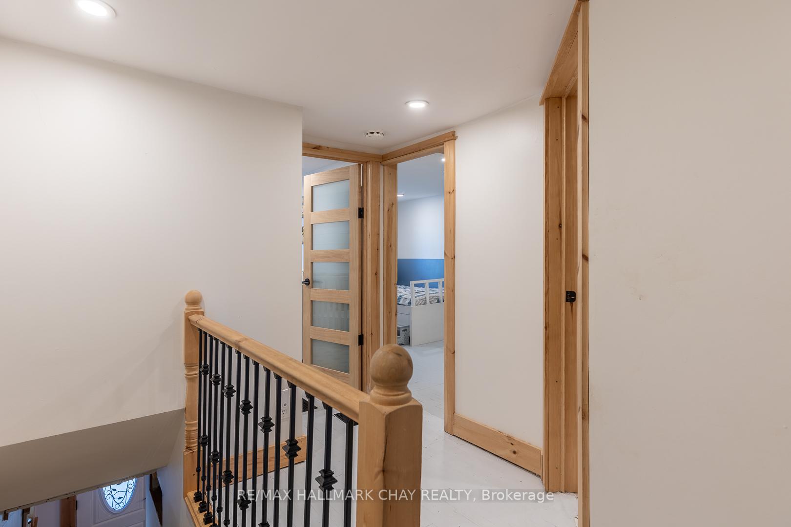 Photo 12 of 109 Borland Street E, Orillia — HOMEH