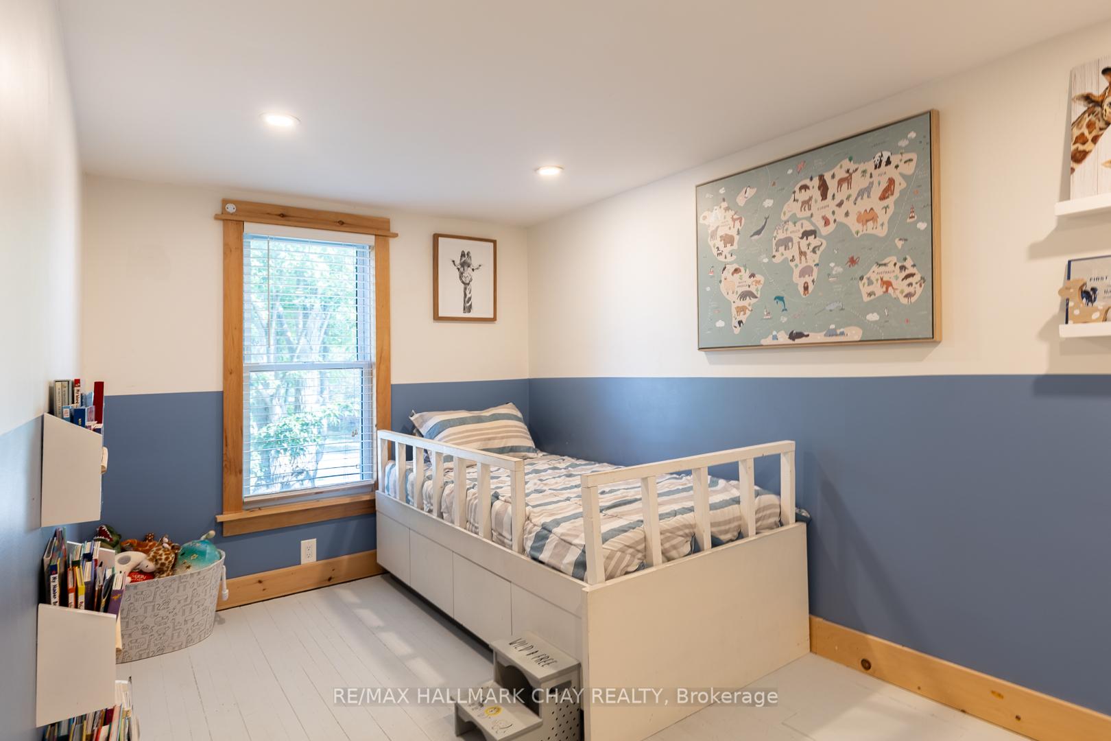 Photo 15 of 109 Borland Street E, Orillia — HOMEH