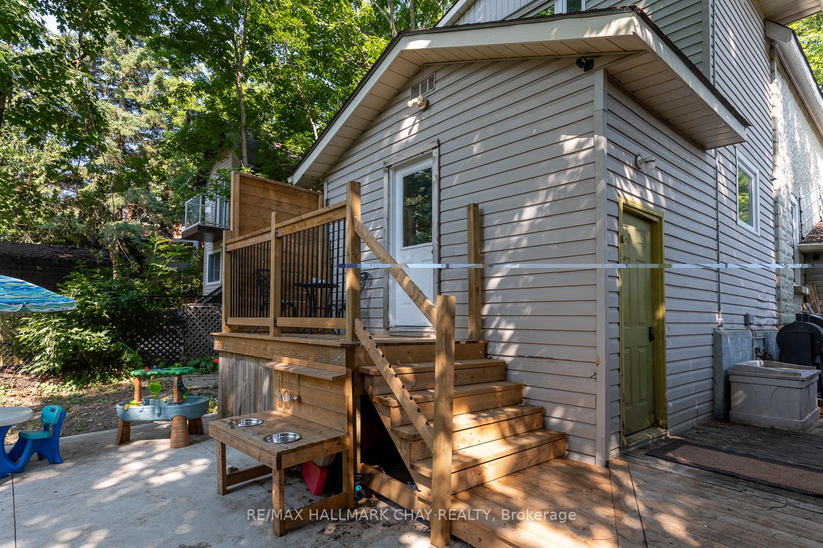 Photo 23 of 109 Borland Street E, Orillia — HOMEH