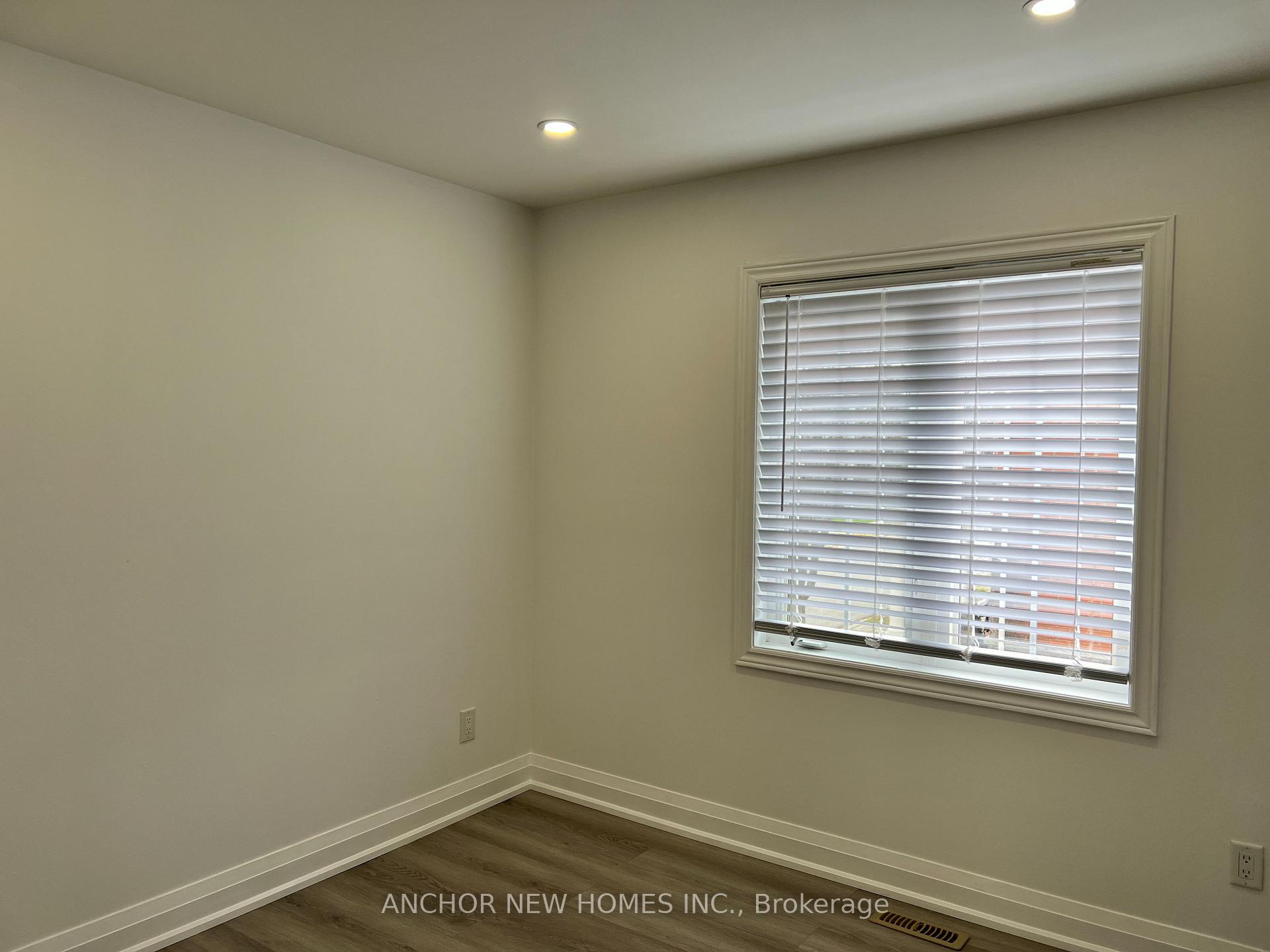 Photo 11 of Unit Coach H, 25 Northvale Rd, Markham, Cornell — HOMEH