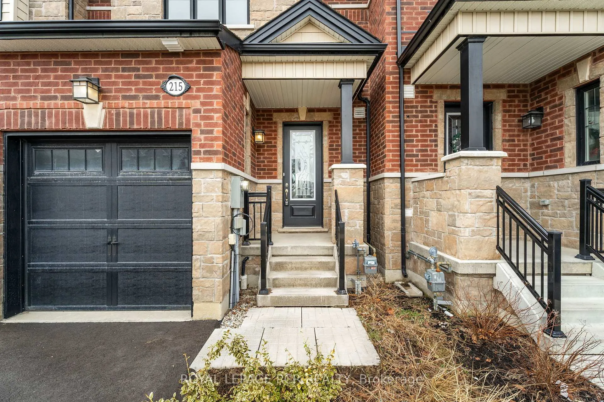 Photo 2 of 215 Walker Boulevard, New Tecumseth, Alliston — HOMEH