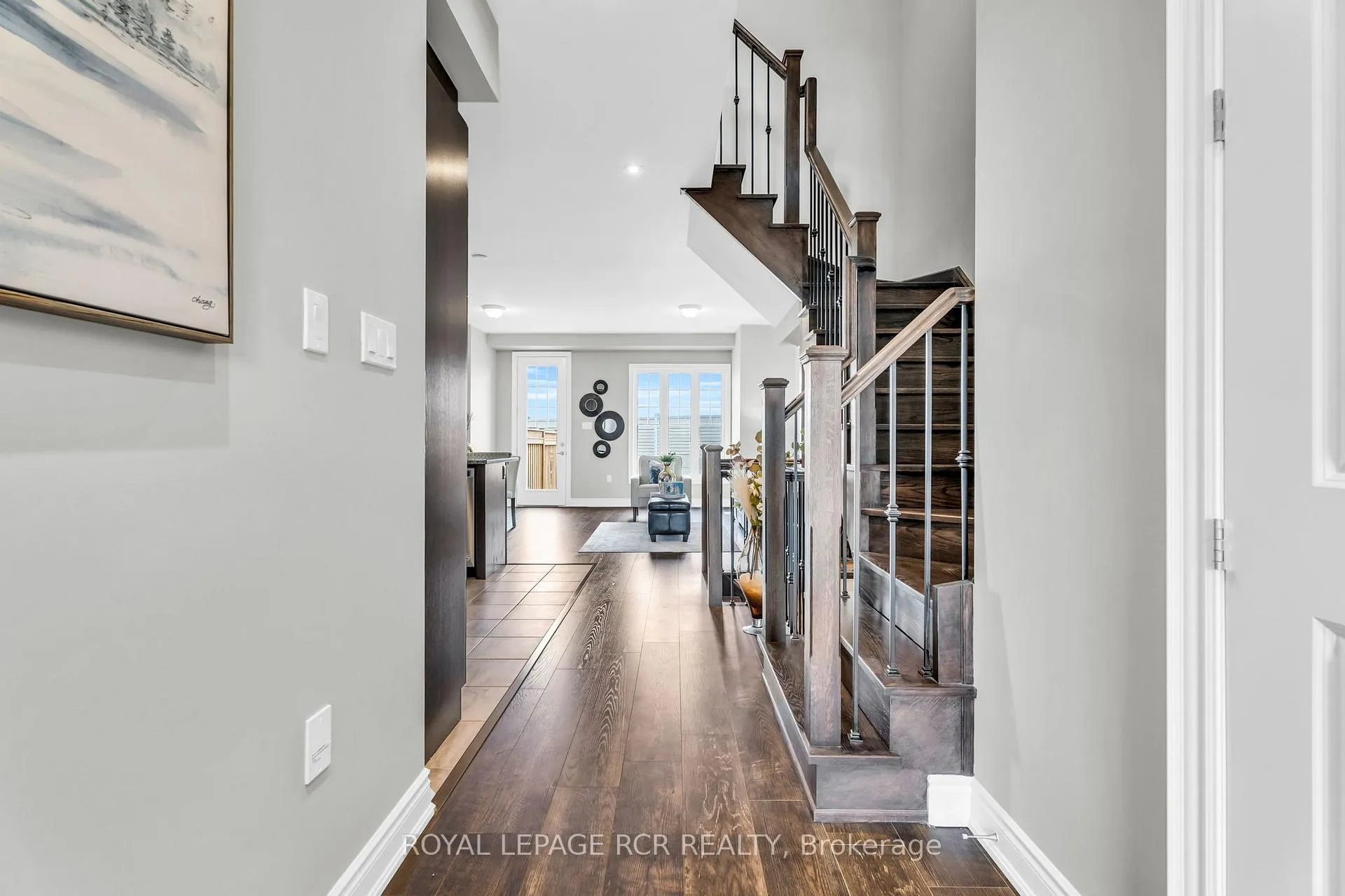 Photo 5 of 215 Walker Boulevard, New Tecumseth, Alliston — HOMEH