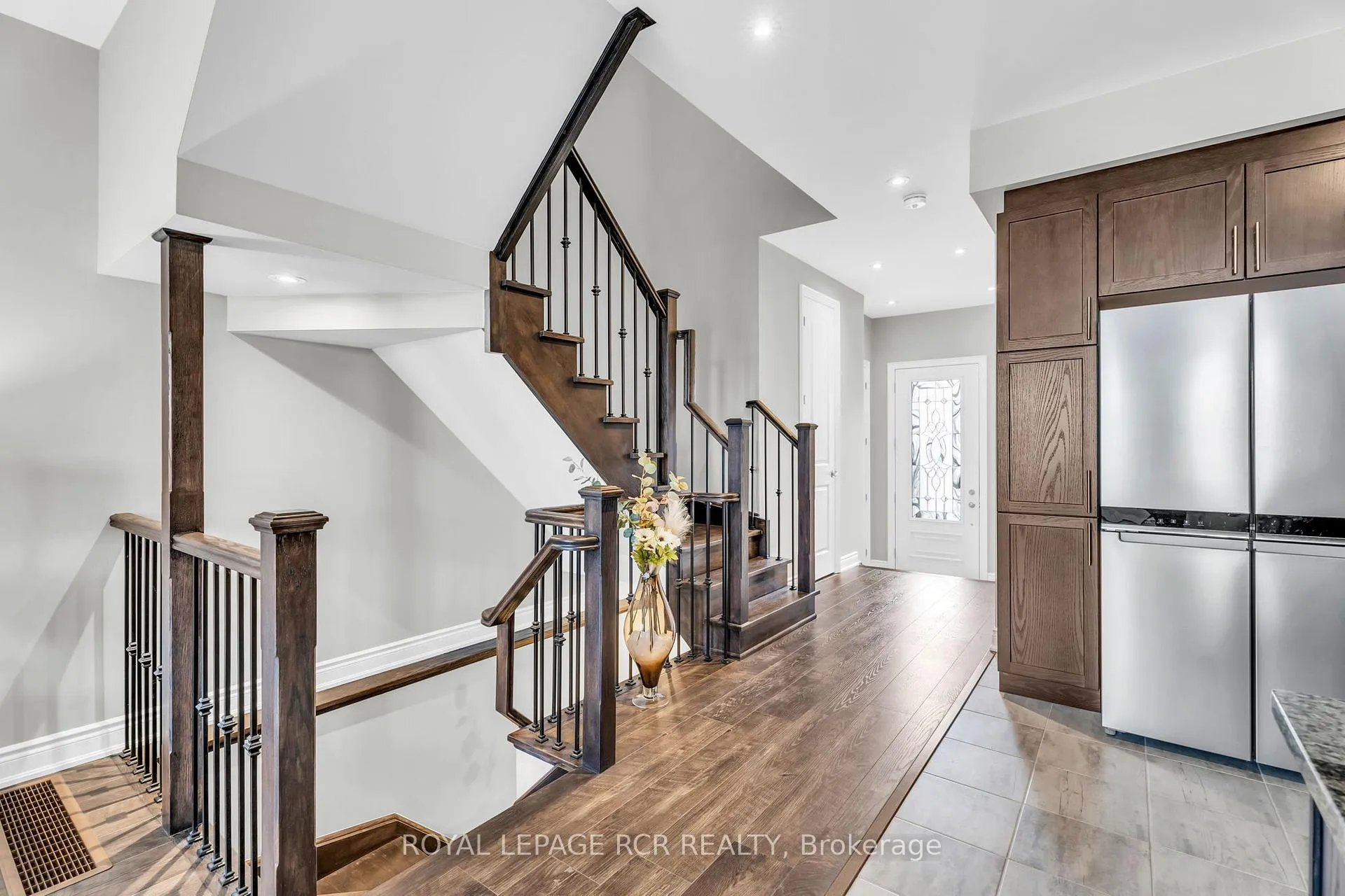 Photo 25 of 215 Walker Boulevard, New Tecumseth, Alliston — HOMEH