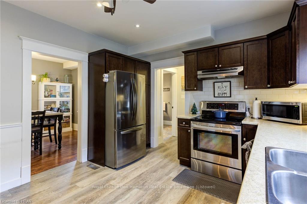Photo 11 of 465 Albert Avenue N, North Perth, Listowel — HOMEH
