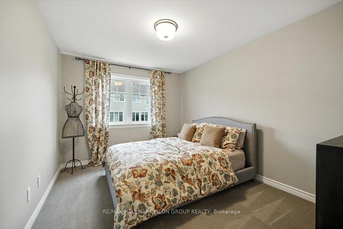 Photo 17 of 943 Geographe Terrace, Ottawa, Camelot — HOMEH