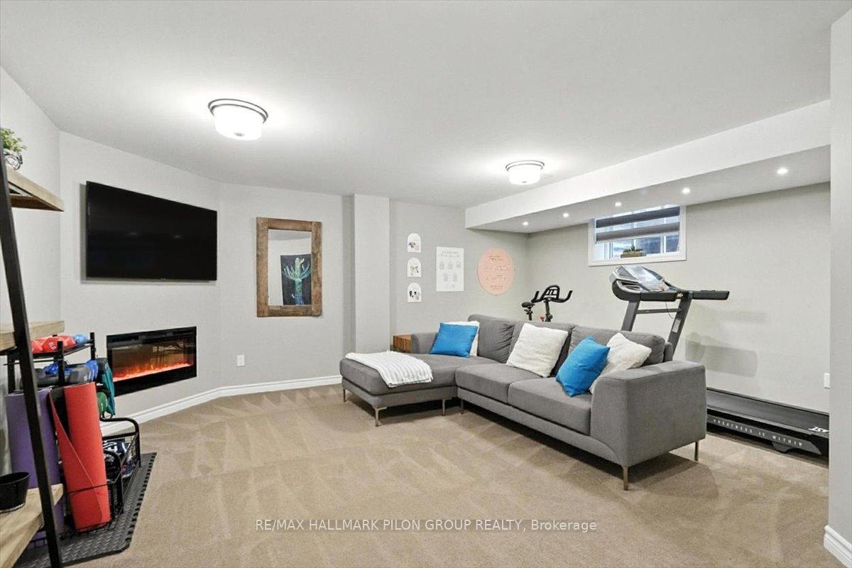 Photo 21 of 943 Geographe Terrace, Ottawa, Camelot — HOMEH