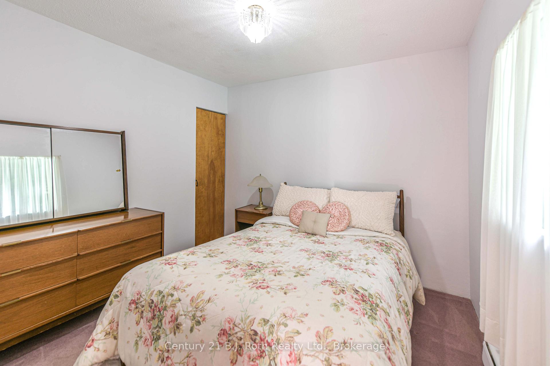 Photo 15 of 535 High Street, Orillia — HOMEH