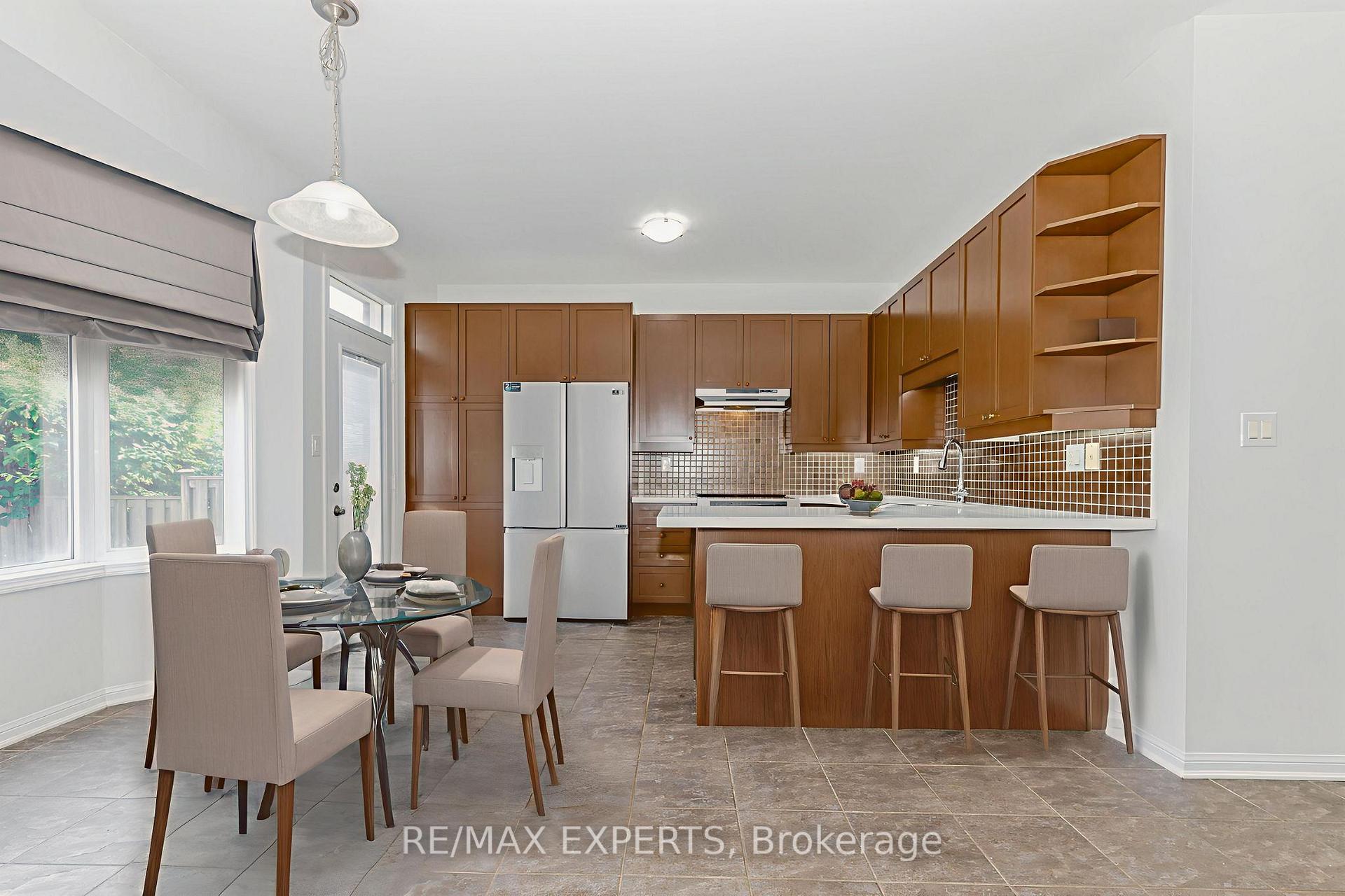 Photo 8 of 589 Hood Terrace, Milton, Coates — HOMEH