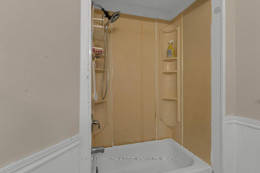 Photo 22 of 184 Montreal Street, Kingston, East of Sir John A. Blvd — HOMEH