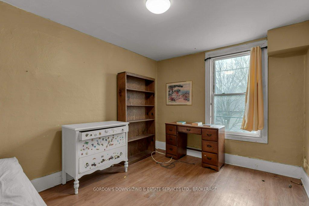 Photo 26 of 184 Montreal Street, Kingston, East of Sir John A. Blvd — HOMEH
