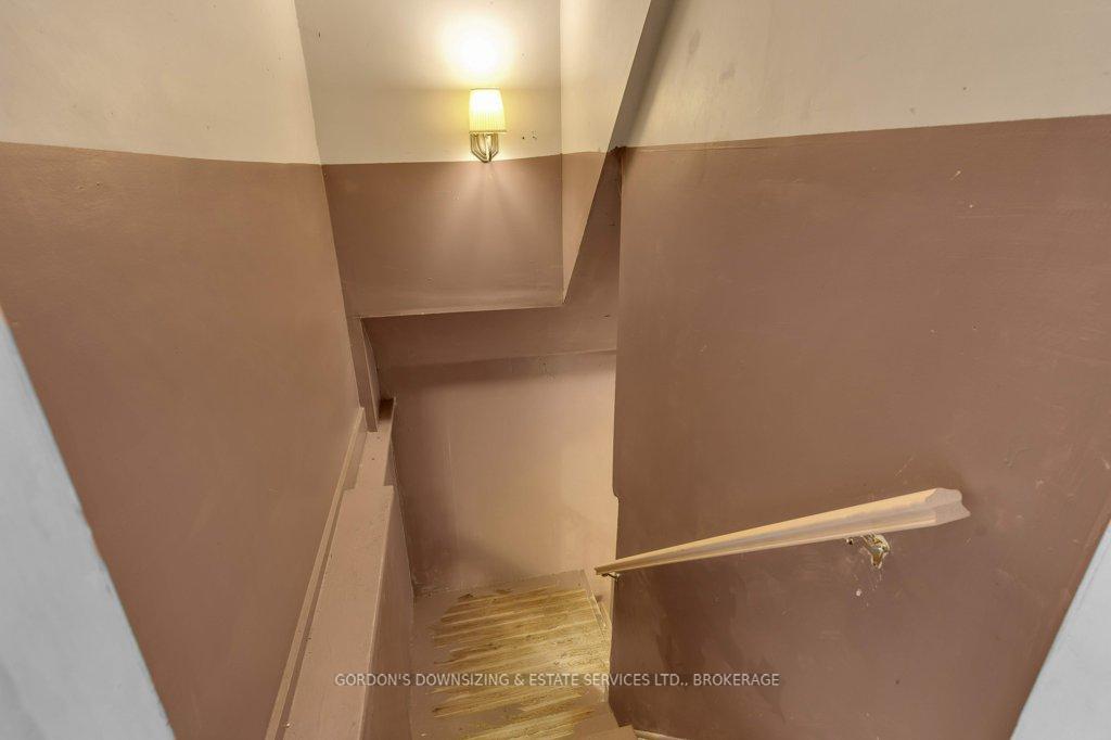 Photo 31 of 184 Montreal Street, Kingston, East of Sir John A. Blvd — HOMEH