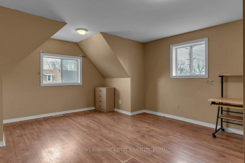 Photo 33 of 184 Montreal Street, Kingston, East of Sir John A. Blvd — HOMEH