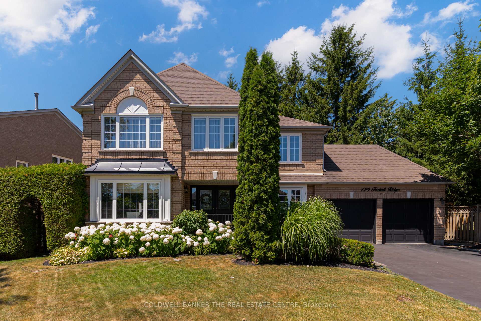 Photo 4 of 129 Foxtail Ridge, Newmarket, Armitage — HOMEH
