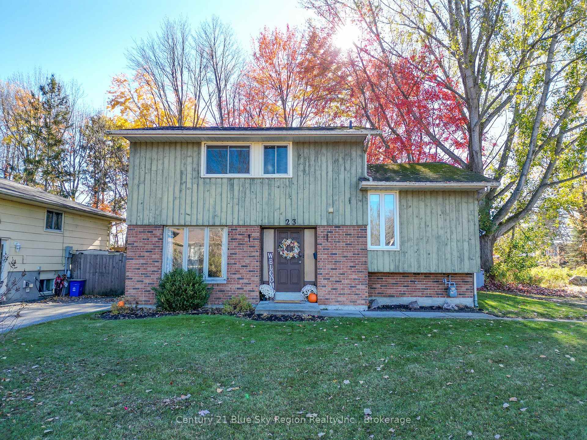 Front of 23 Lovell Avenue