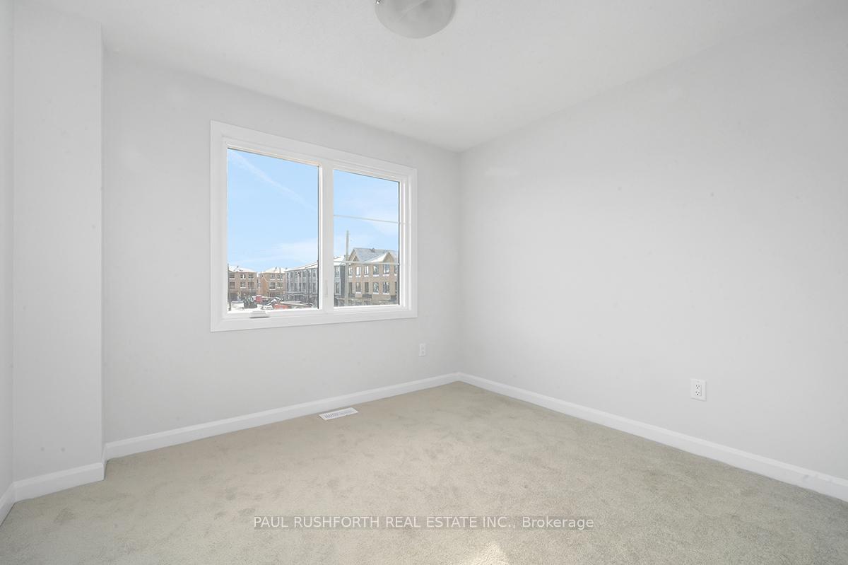 Photo 16 of 393 Establish Avenue, Ottawa, Avalon West — HOMEH