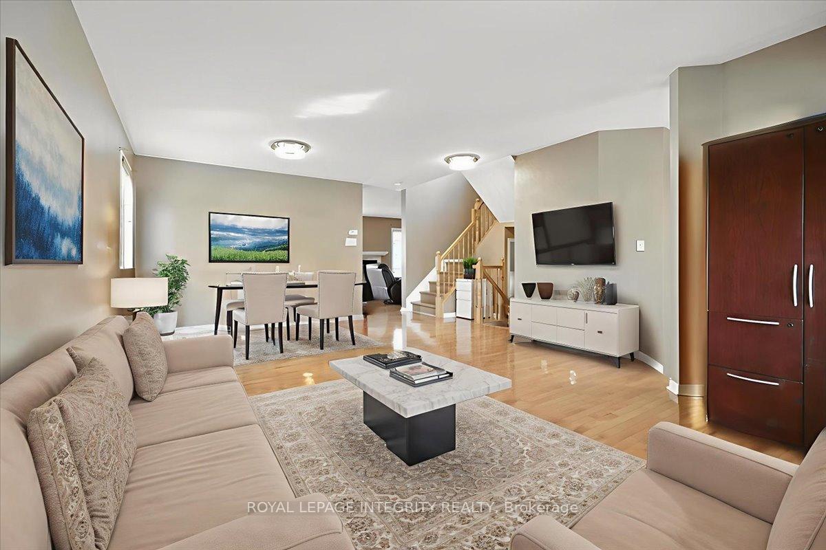 Photo 8 of 636 Aquaview Drive, Ottawa, Avalon East — HOMEH