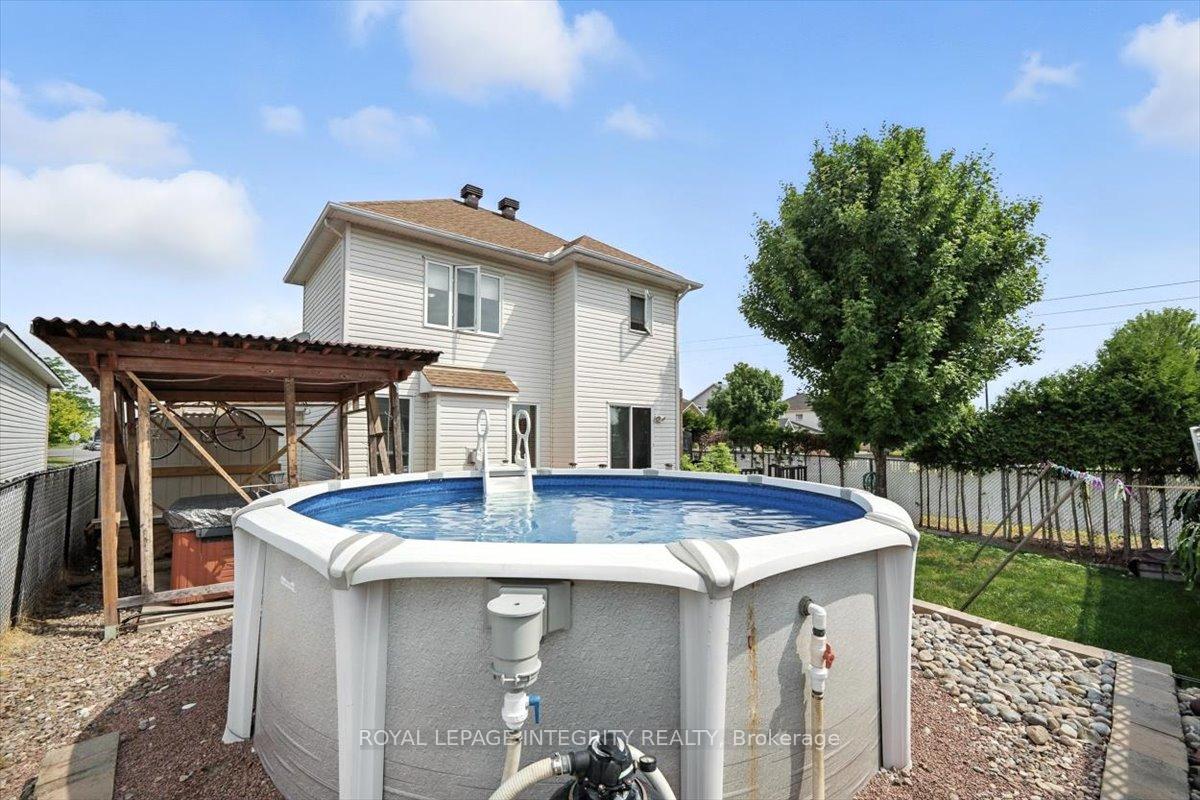 Photo 39 of 636 Aquaview Drive, Ottawa, Avalon East — HOMEH