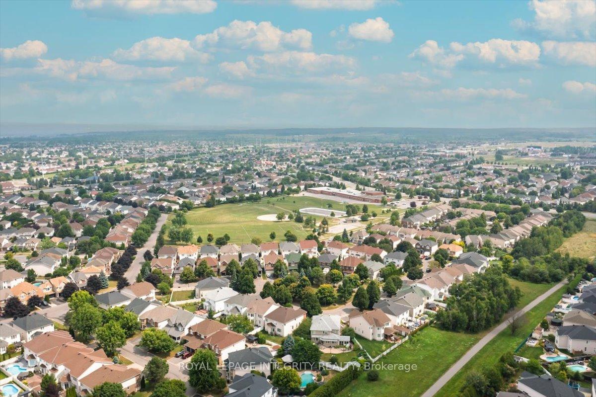 Photo 44 of 636 Aquaview Drive, Ottawa, Avalon East — HOMEH