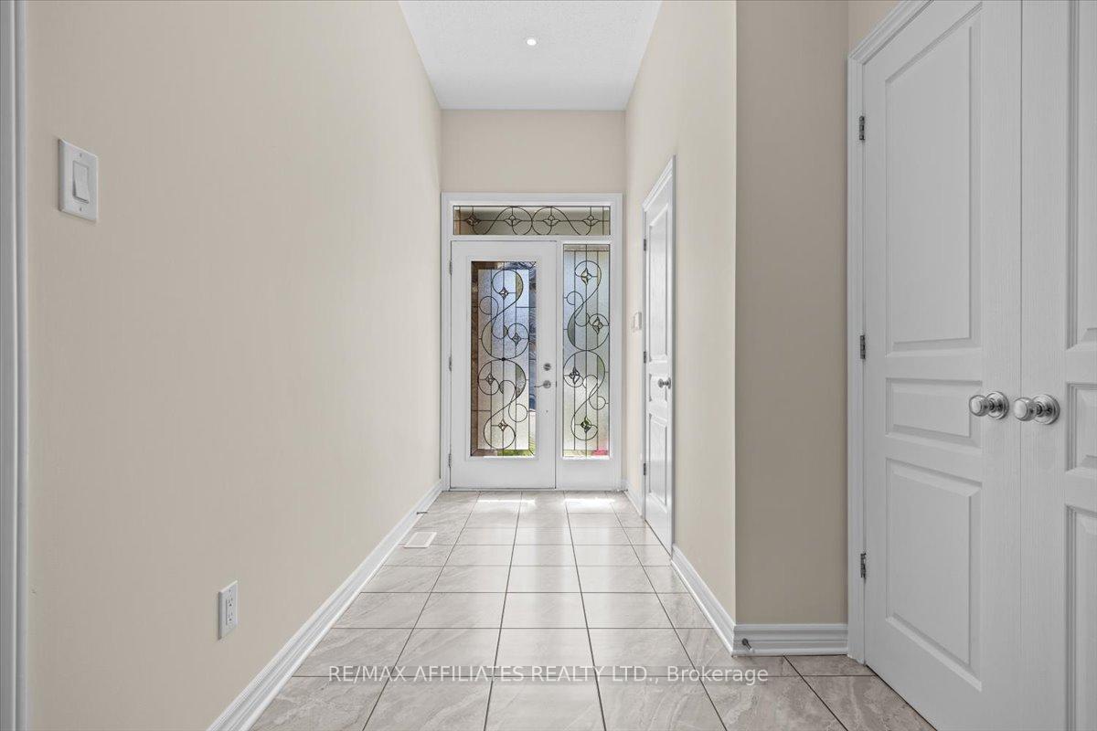 Photo 3 of 342 Melodie Street, Ottawa, Mer Bleue/Bradley Estates/Anderson Park — HOMEH