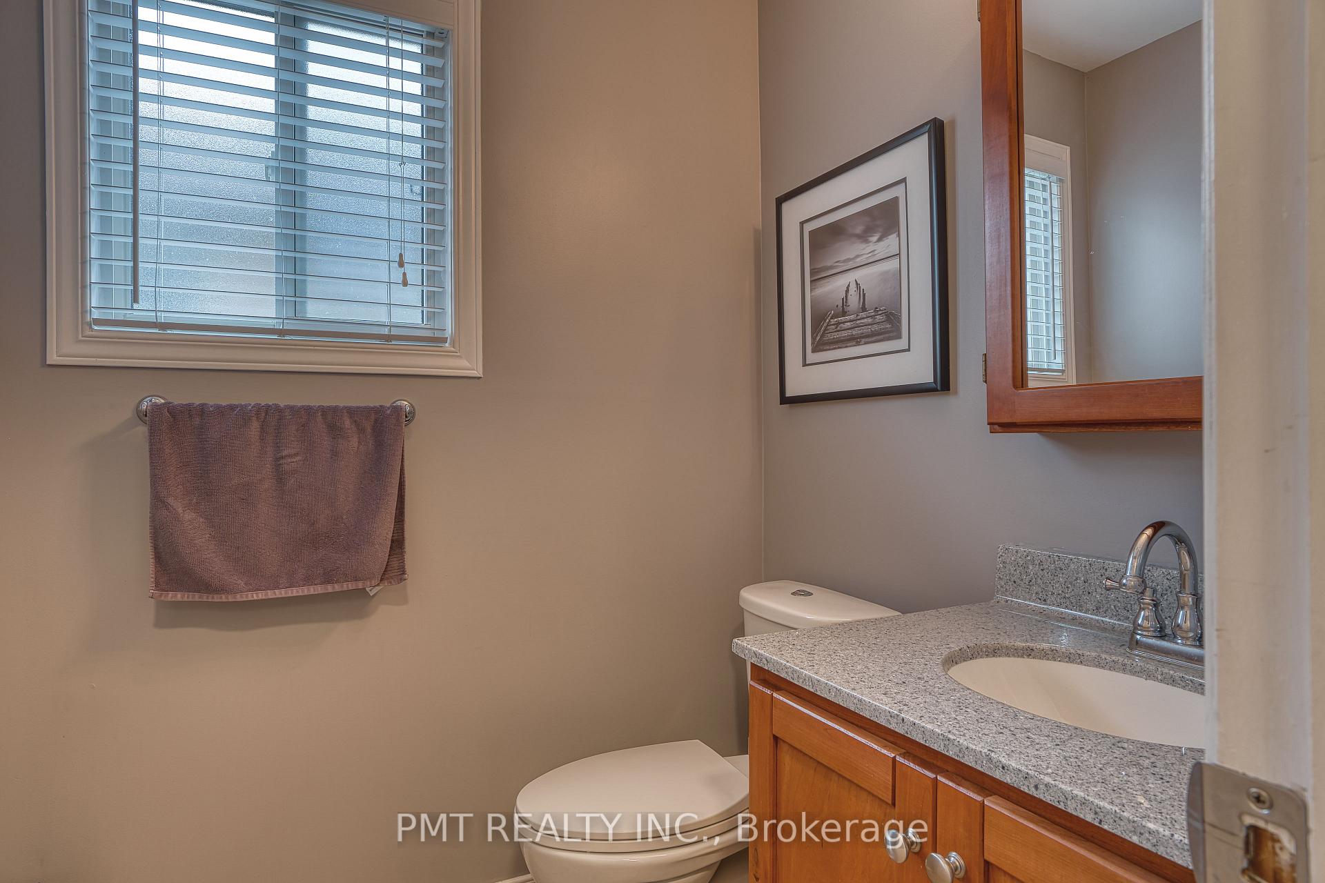Photo 12 of 782 Kincaid Street, North Perth, Listowel — HOMEH