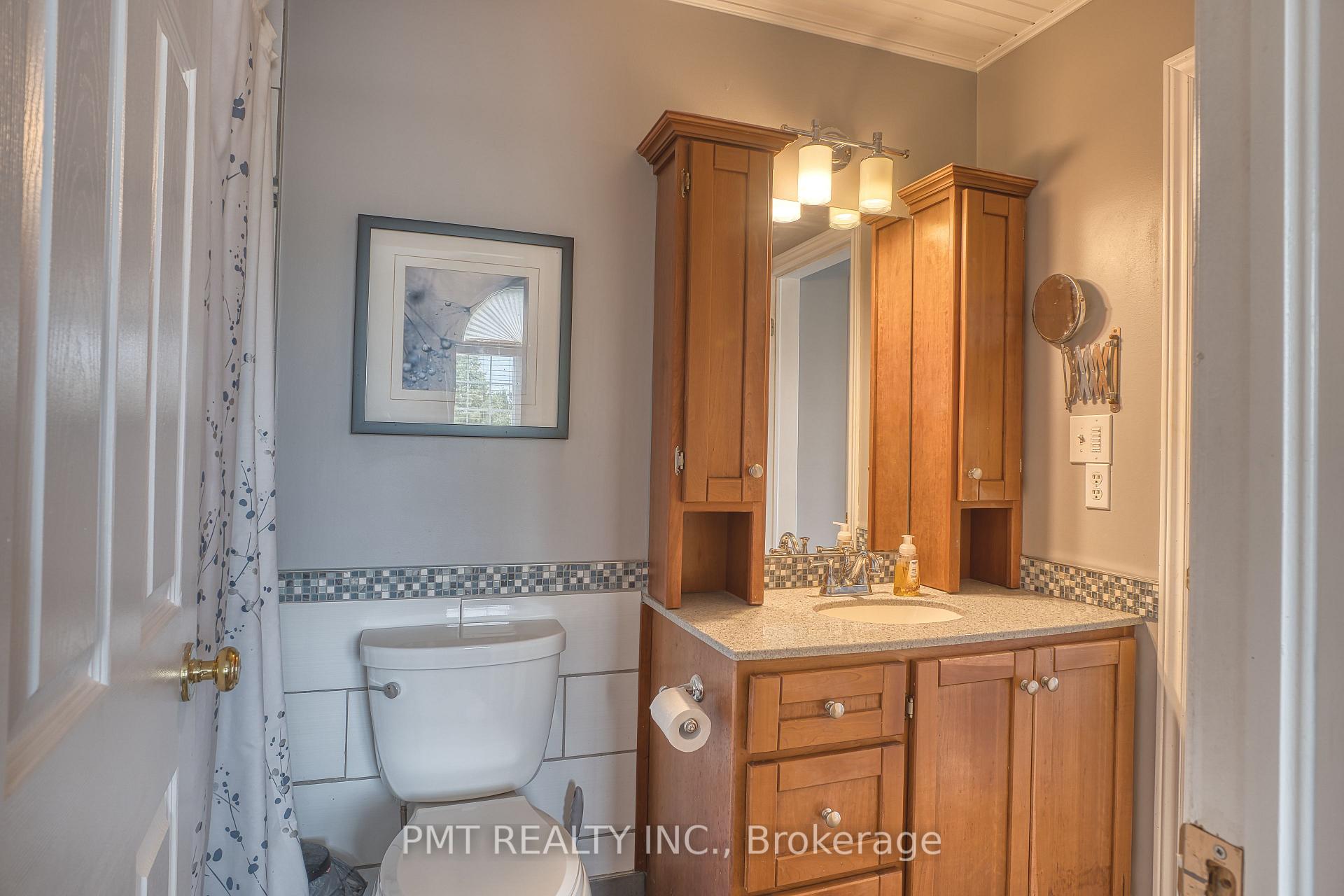 Photo 18 of 782 Kincaid Street, North Perth, Listowel — HOMEH