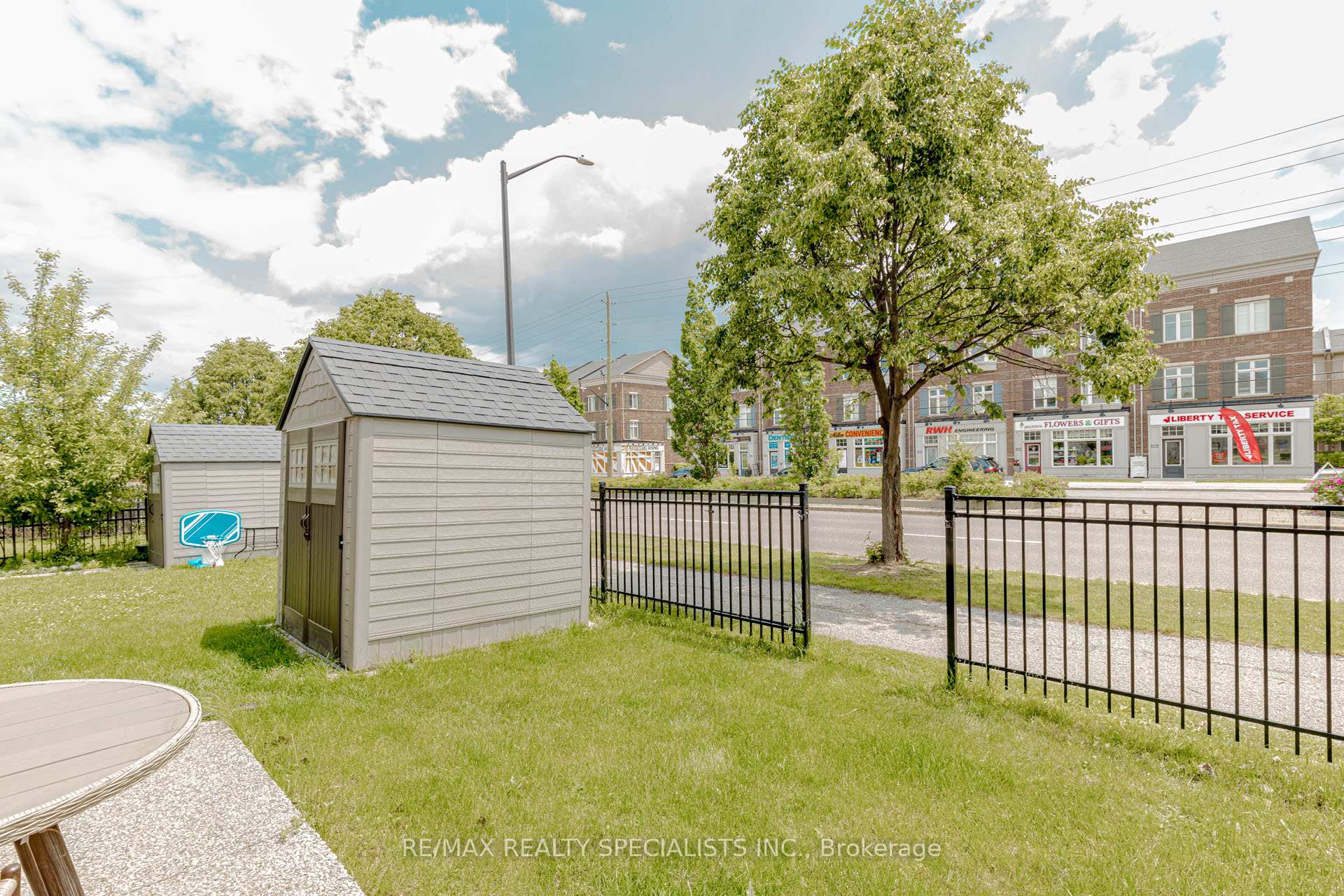 Photo 24 of 1242 Mowat Lane, Milton, Dempsey — HOMEH
