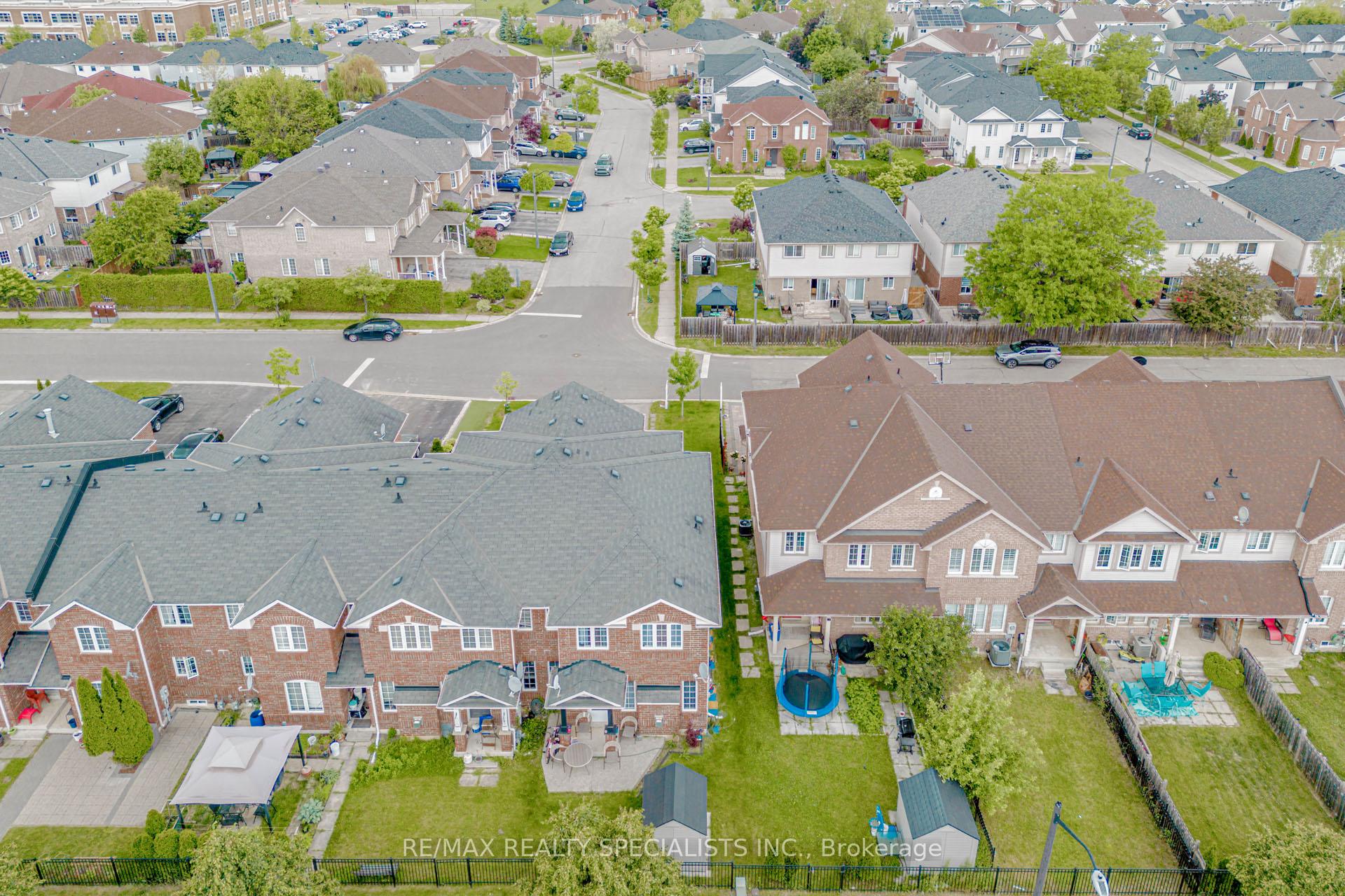 Photo 31 of 1242 Mowat Lane, Milton, Dempsey — HOMEH