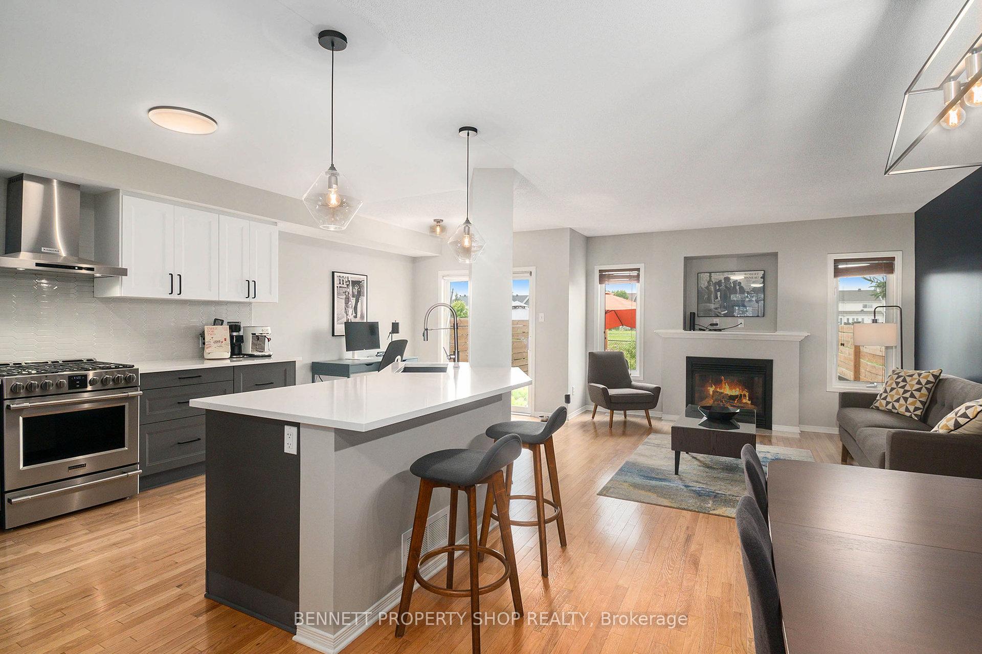 Photo 4 of 2014 Winsome Terrace, Ottawa, Fallingbrook/Gardenway South — HOMEH