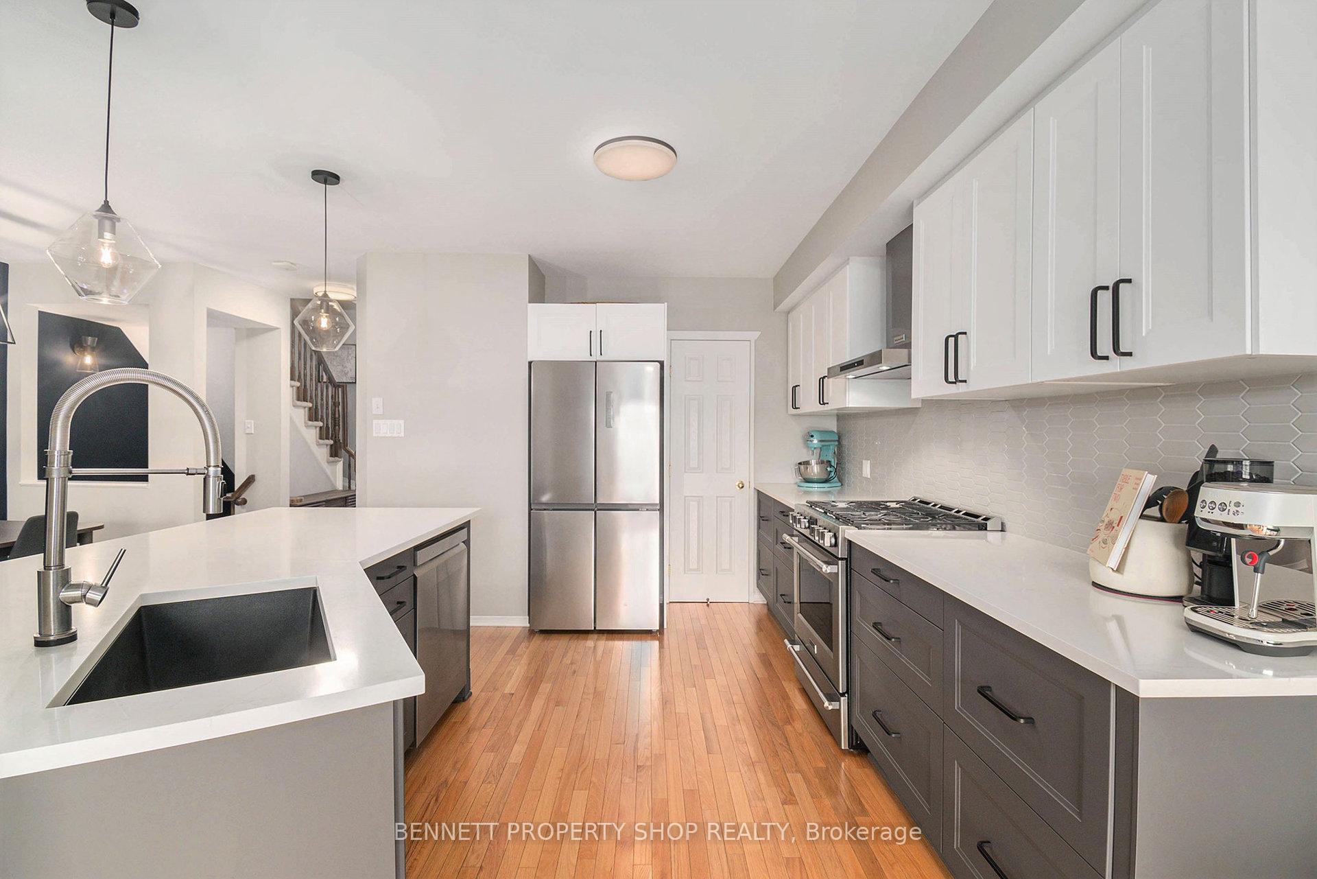 Photo 8 of 2014 Winsome Terrace, Ottawa, Fallingbrook/Gardenway South — HOMEH