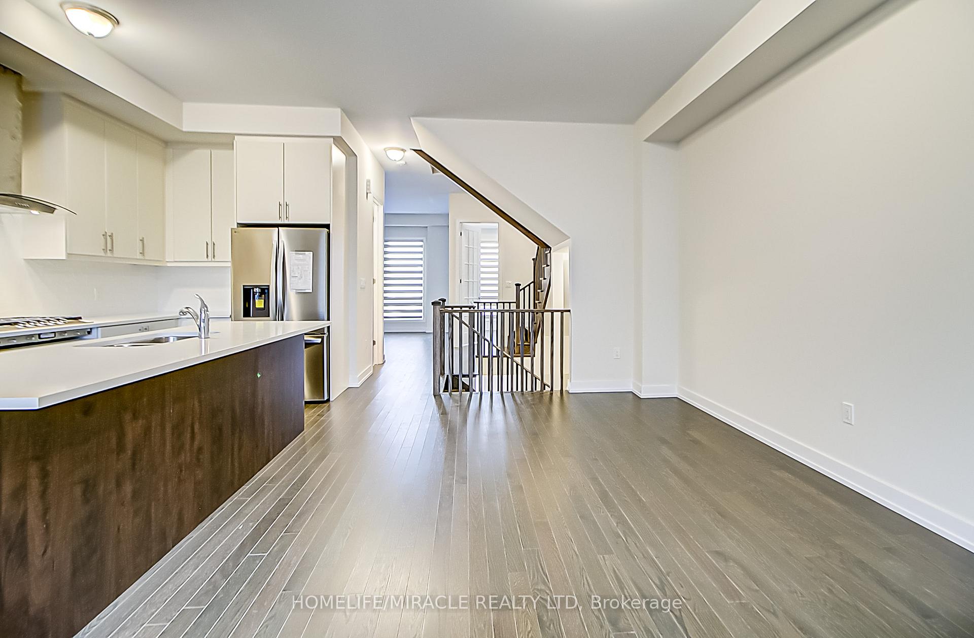 Photo 6 of 3133 Meadowridge Drive, Oakville, Joshua Meadows — HOMEH