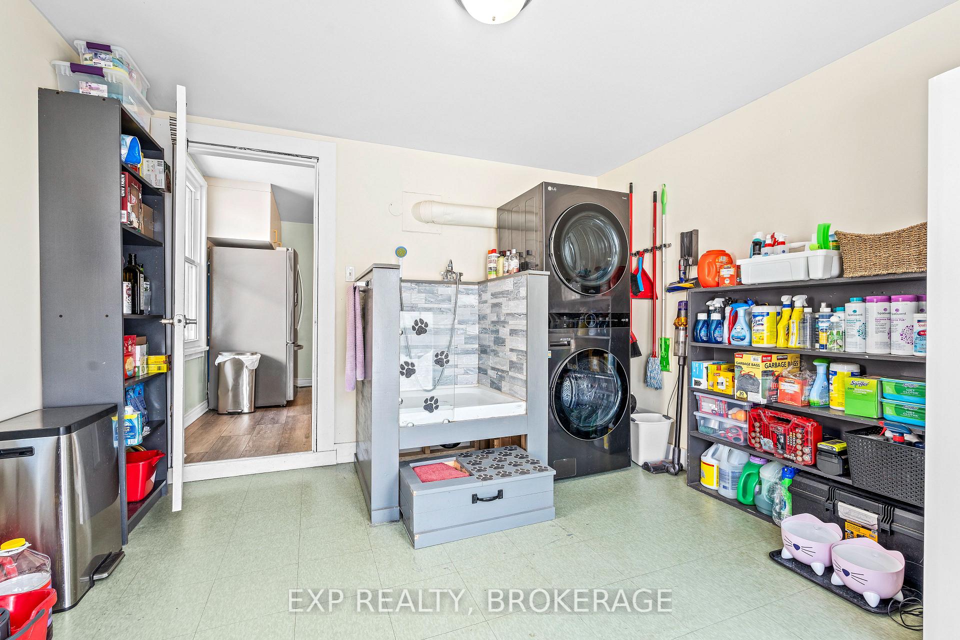 Photo 20 of 210 Rideau Street, Kingston, East of Sir John A. Blvd — HOMEH