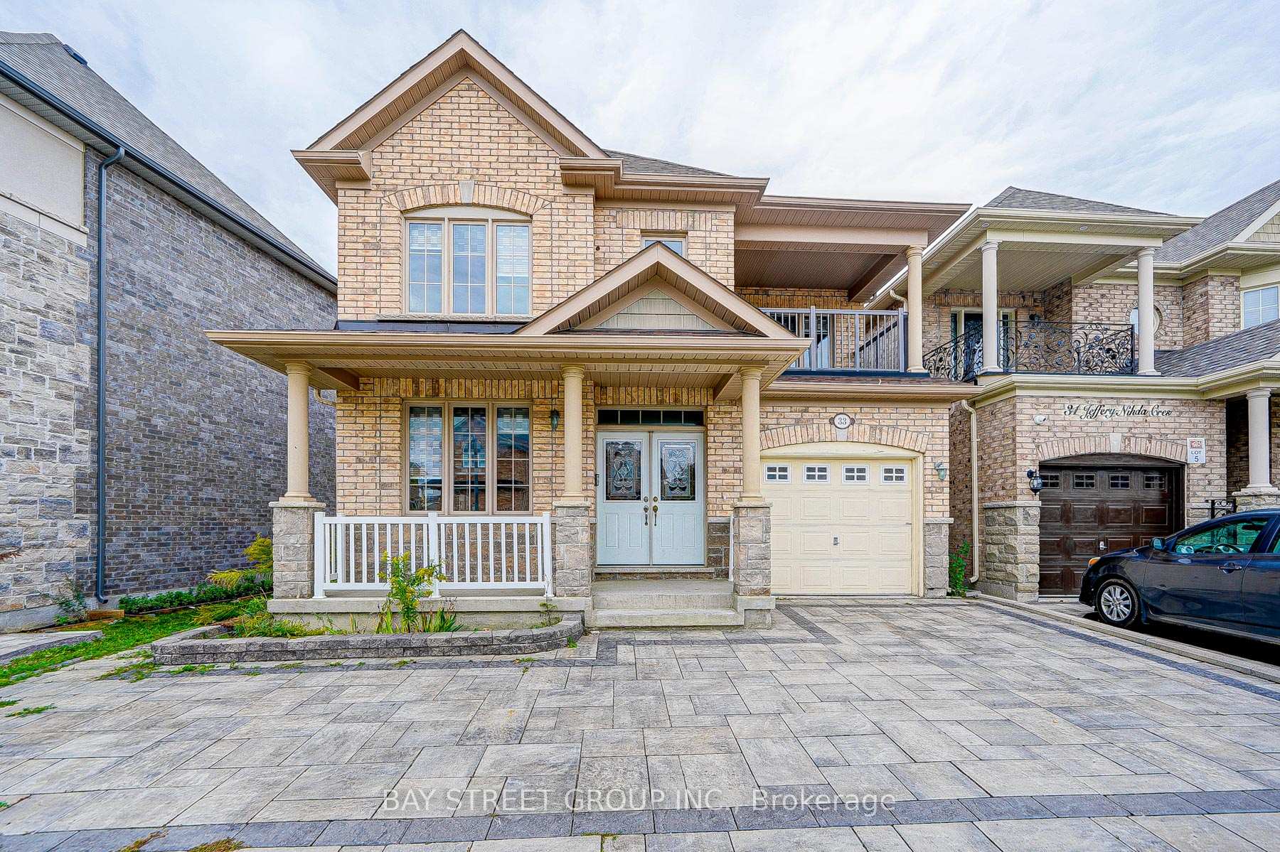 Photo 1 of Unit (Upper), 33 Jeffrey Nihda Crescent, Markham, Greensborough — HOMEH