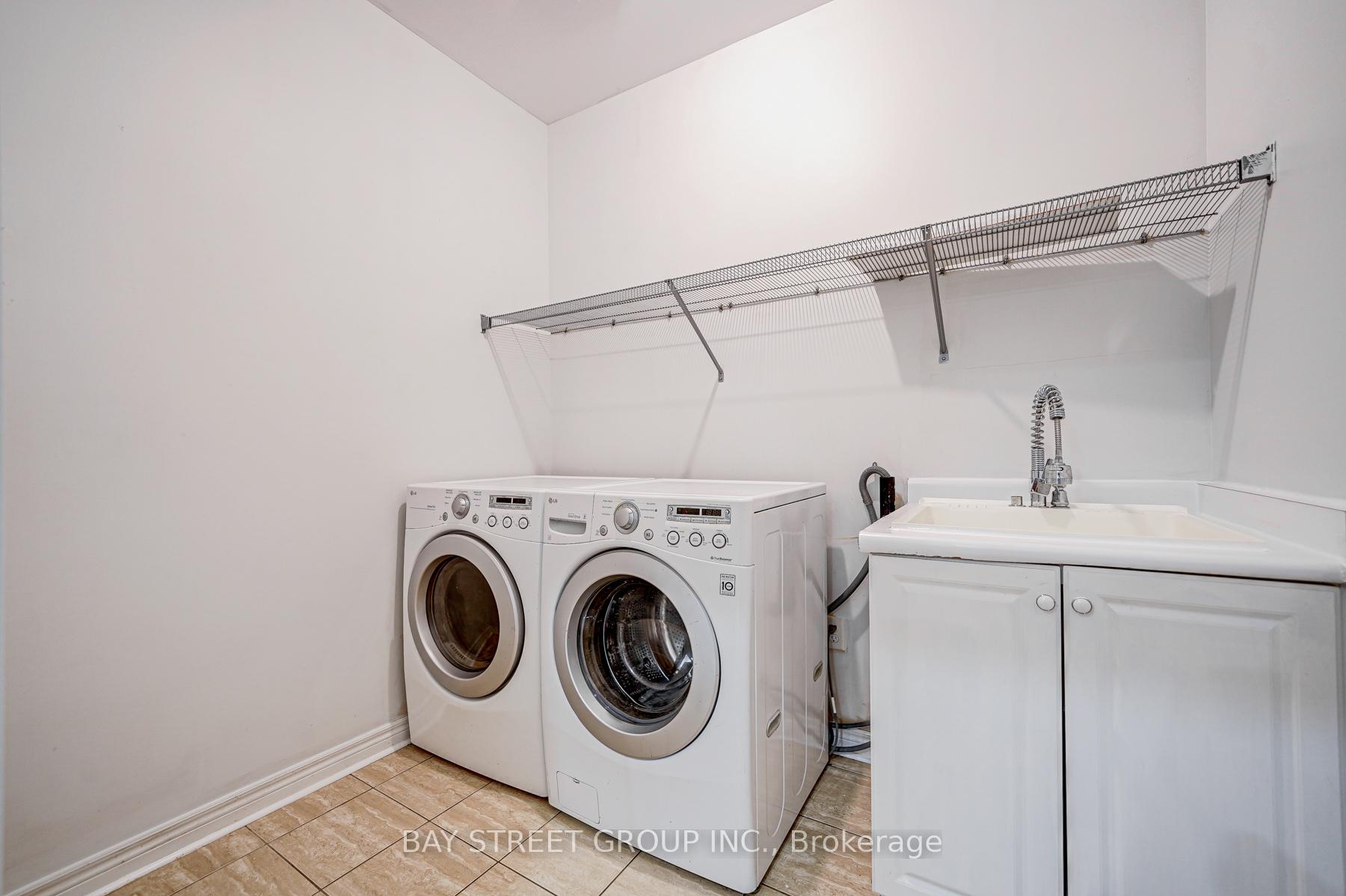 Photo 9 of Unit (Upper), 33 Jeffrey Nihda Crescent, Markham, Greensborough — HOMEH