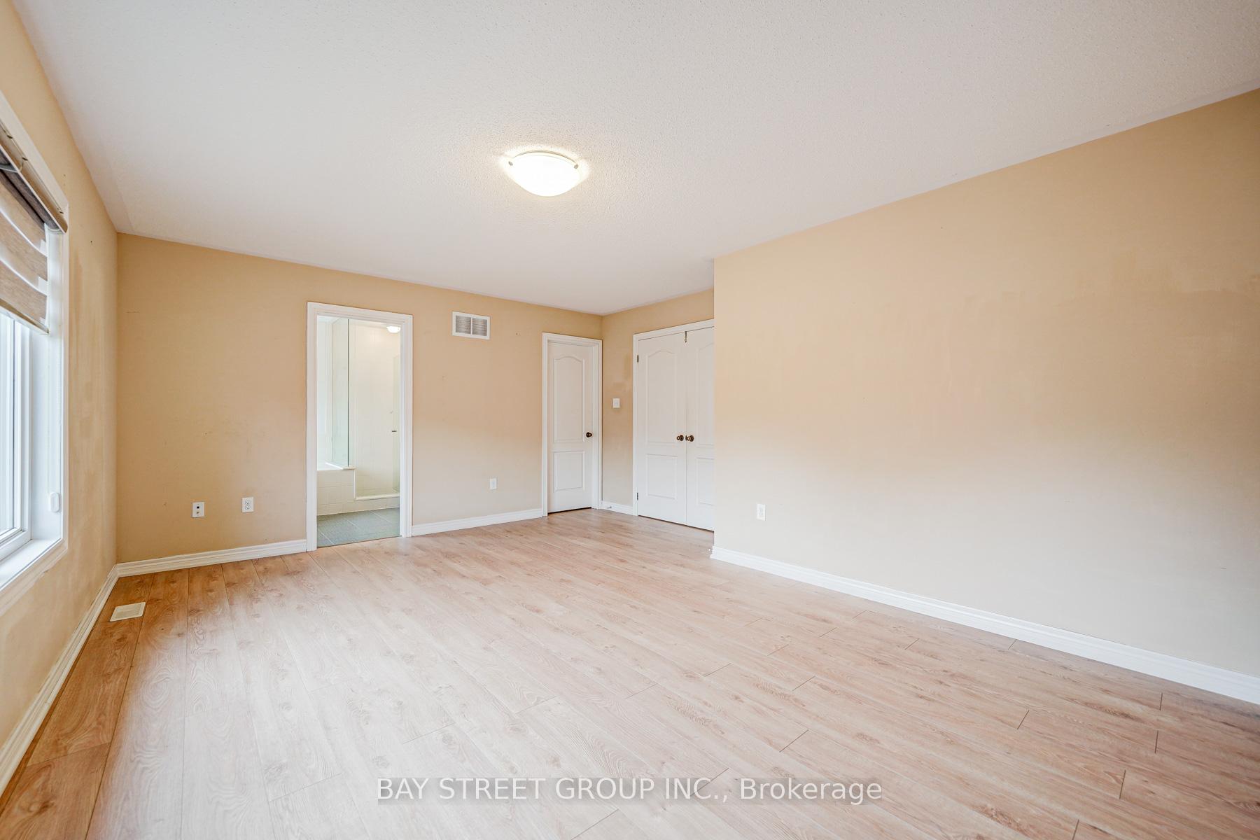 Photo 23 of Unit (Upper), 33 Jeffrey Nihda Crescent, Markham, Greensborough — HOMEH