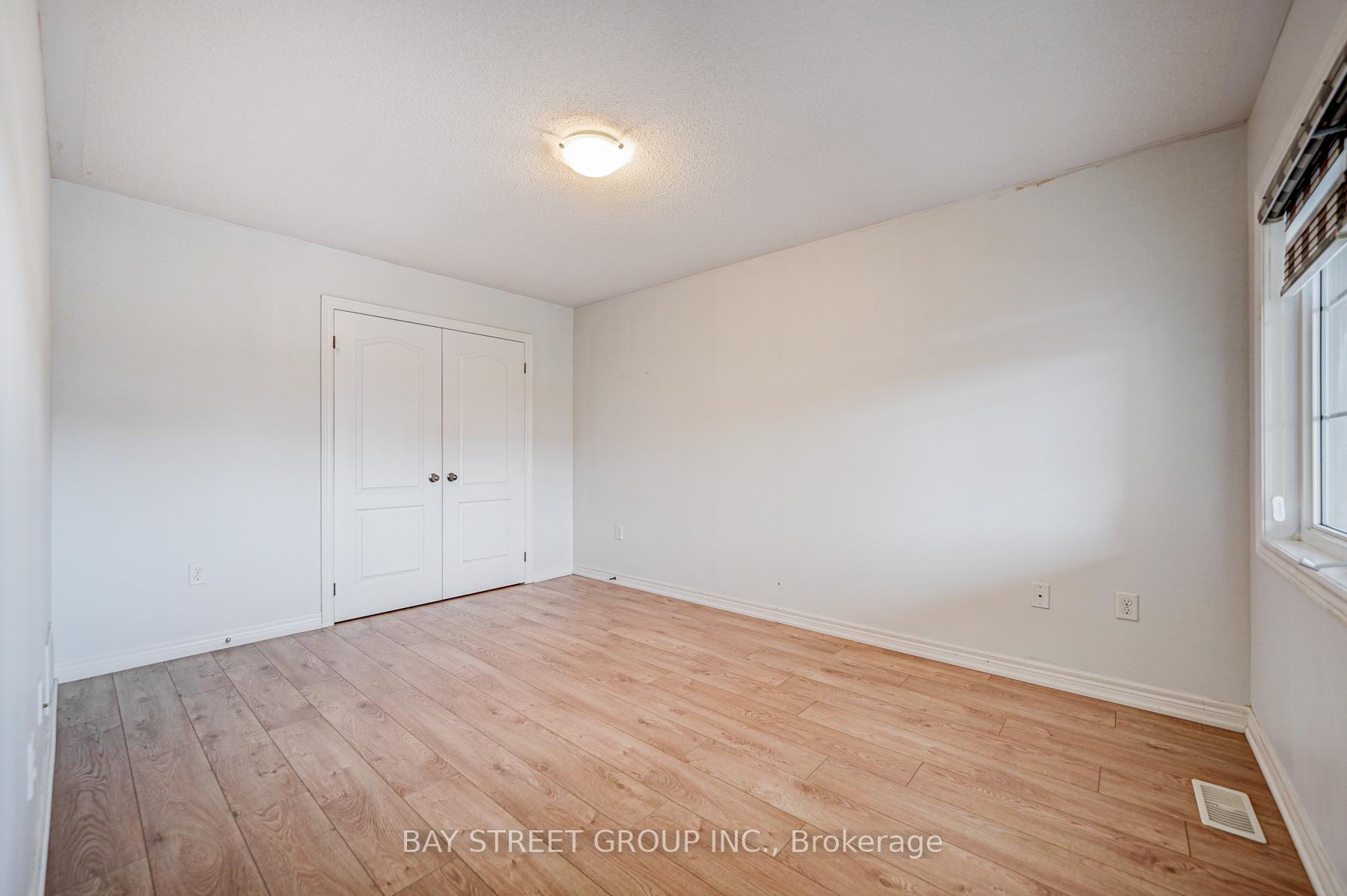 Photo 31 of Unit (Upper), 33 Jeffrey Nihda Crescent, Markham, Greensborough — HOMEH