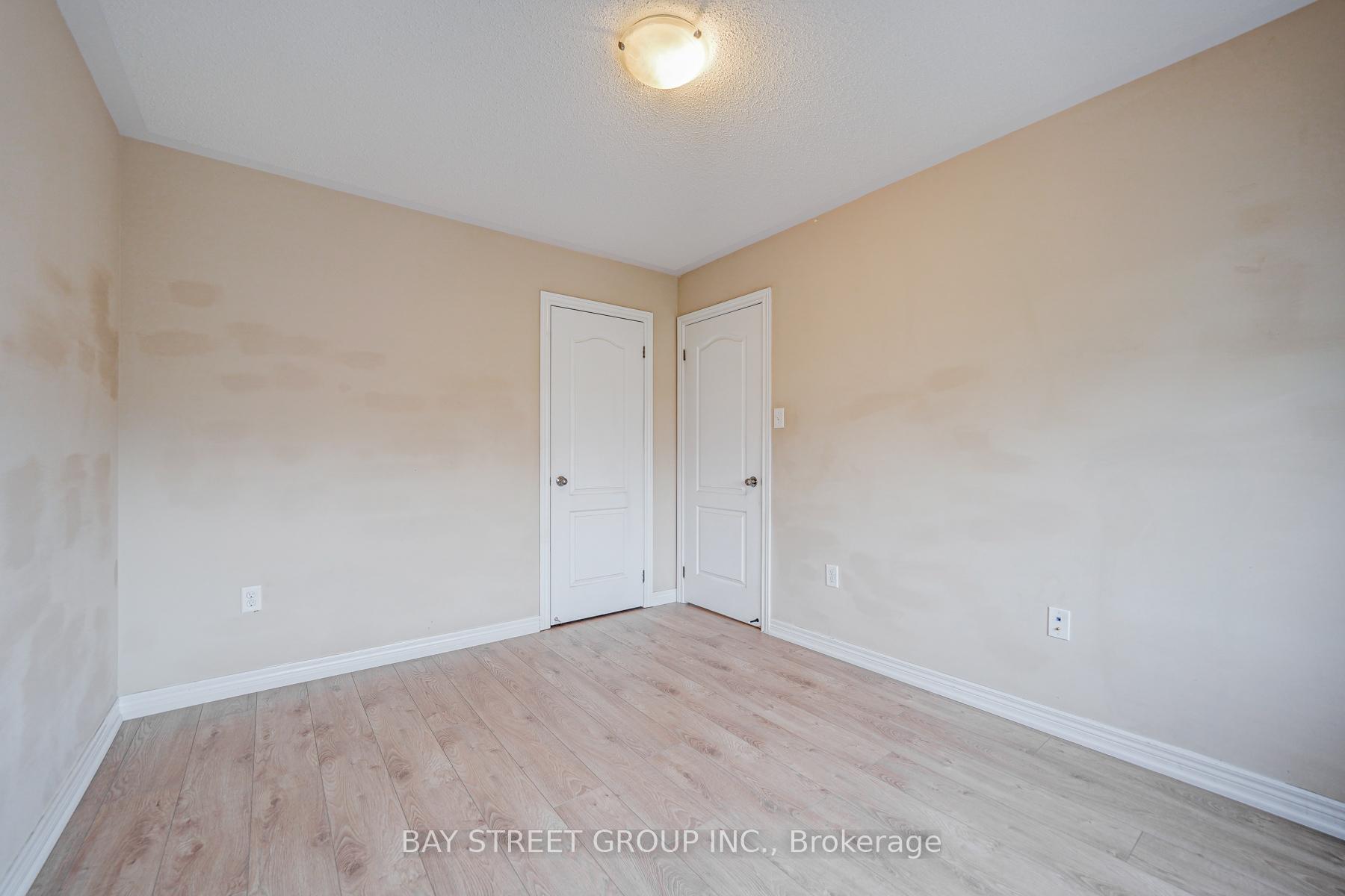 Photo 40 of Unit (Upper), 33 Jeffrey Nihda Crescent, Markham, Greensborough — HOMEH