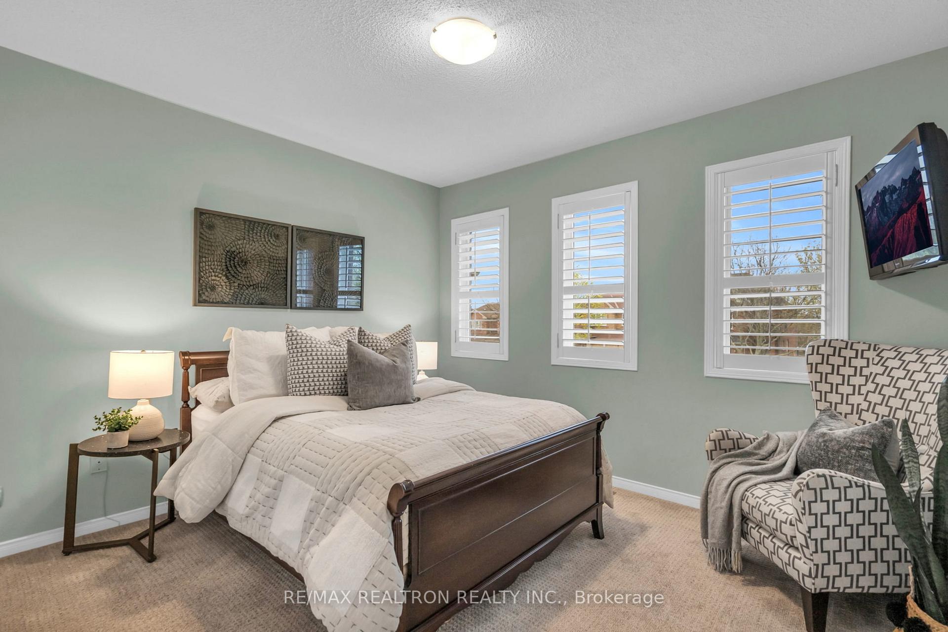 Photo 28 of 514 Menczel Crescent, Newmarket, Summerhill Estates — HOMEH