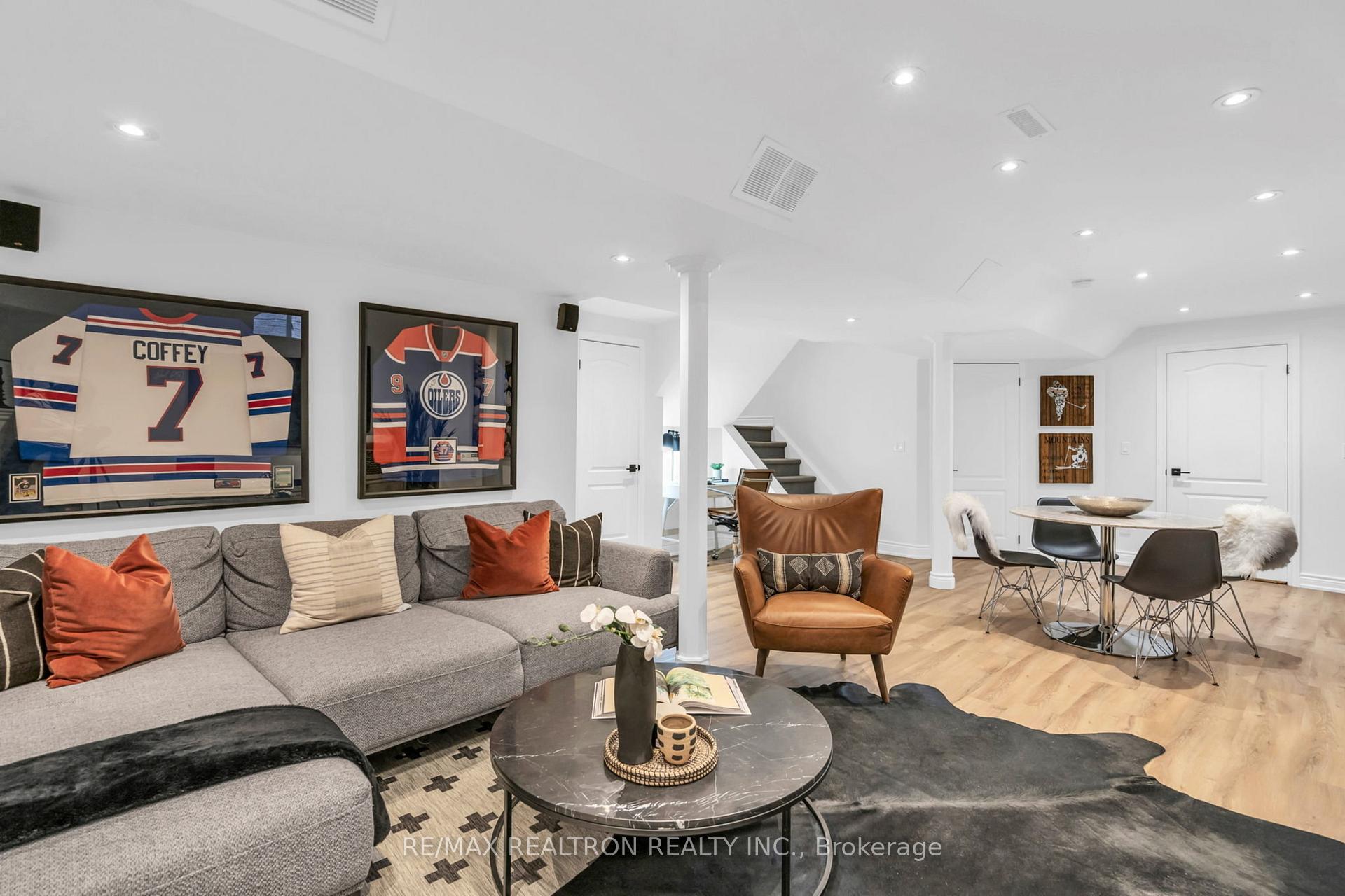 Photo 35 of 514 Menczel Crescent, Newmarket, Summerhill Estates — HOMEH