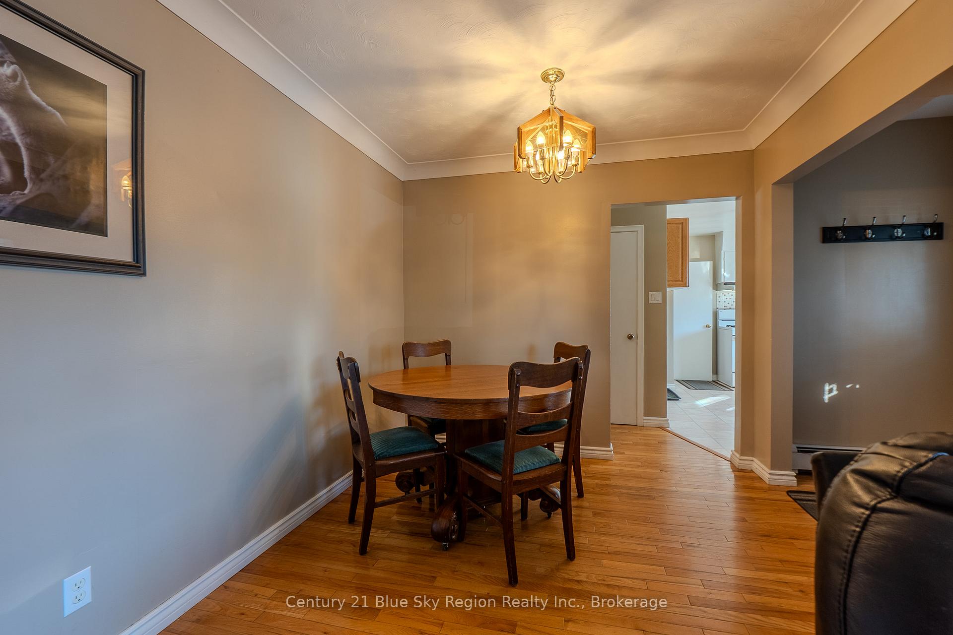 Photo 6 of 141 Duke Street W, North Bay, Central — HOMEH
