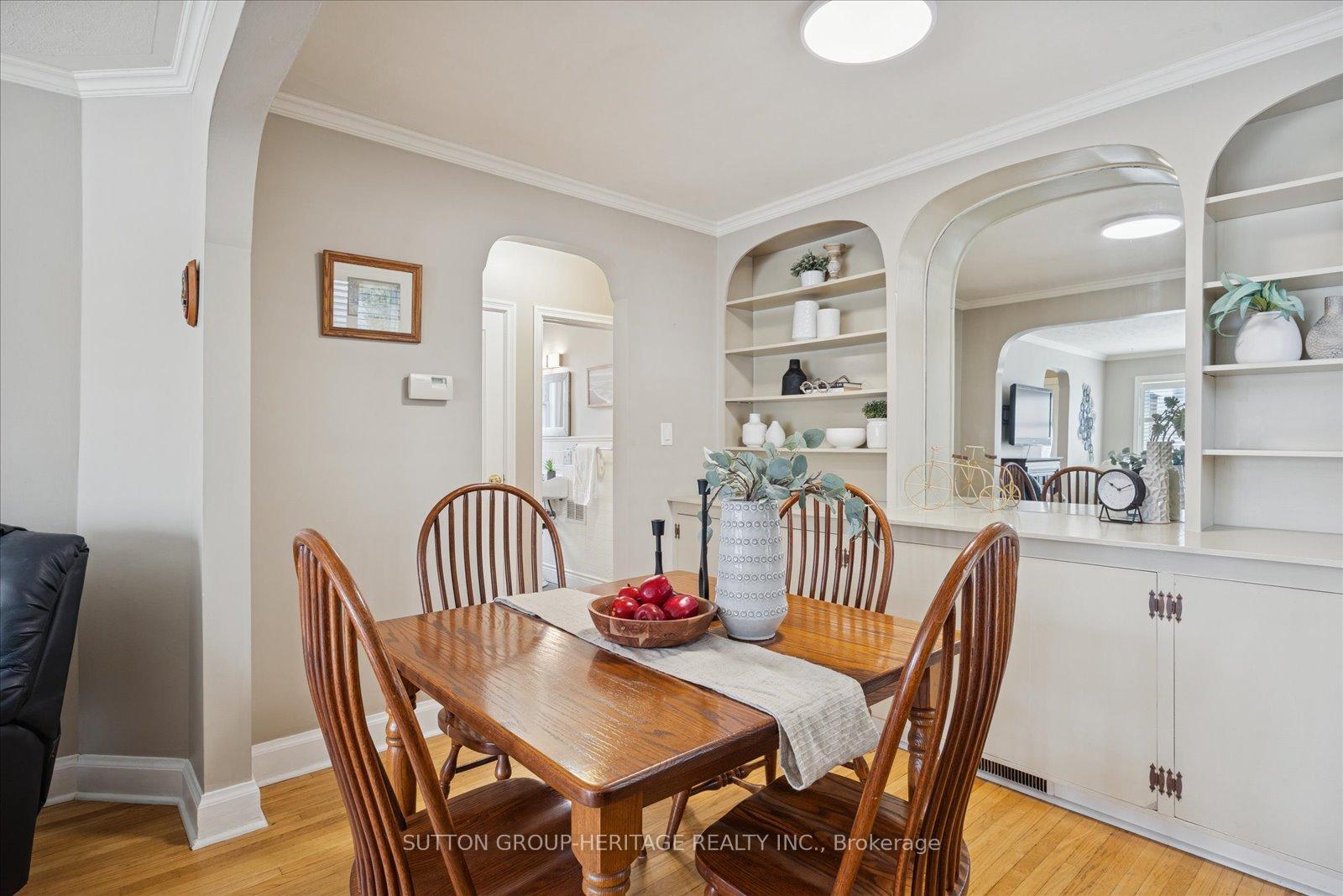Photo 9 of 256 College Avenue, Oshawa, Vanier — HOMEH