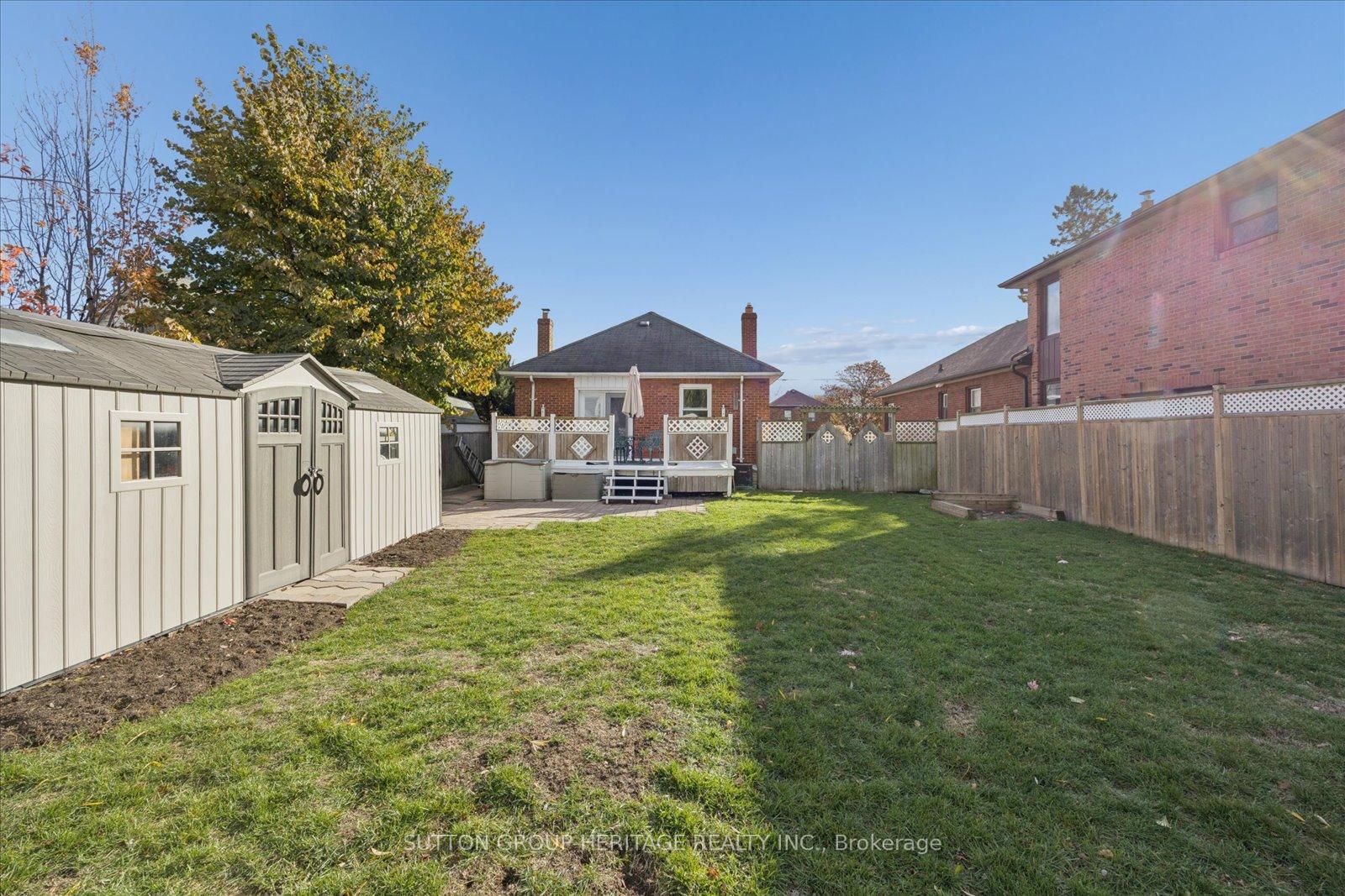Photo 32 of 256 College Avenue, Oshawa, Vanier — HOMEH