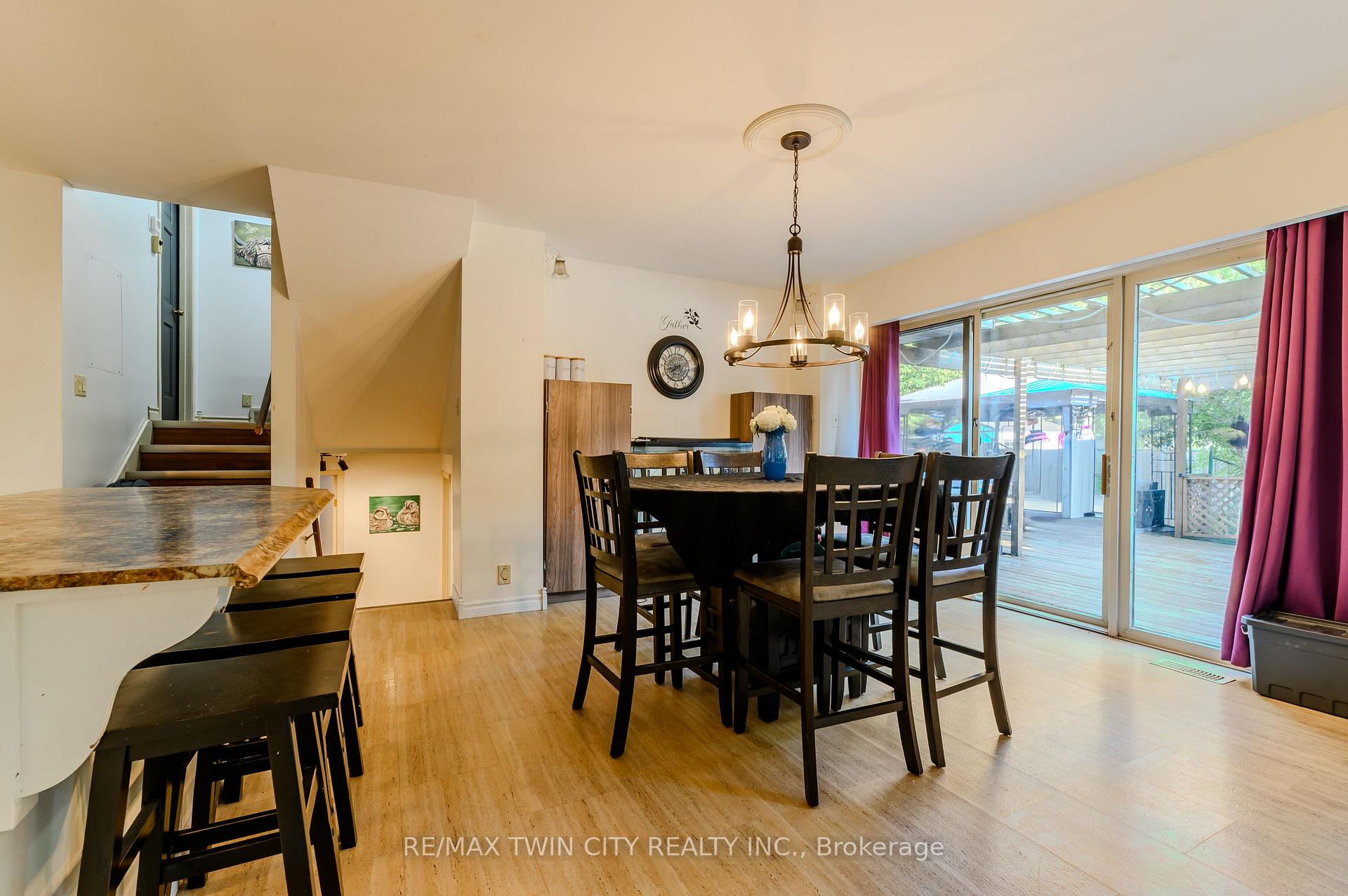 Photo 5 of 49 Thomson Road, Norfolk, Simcoe — HOMEH