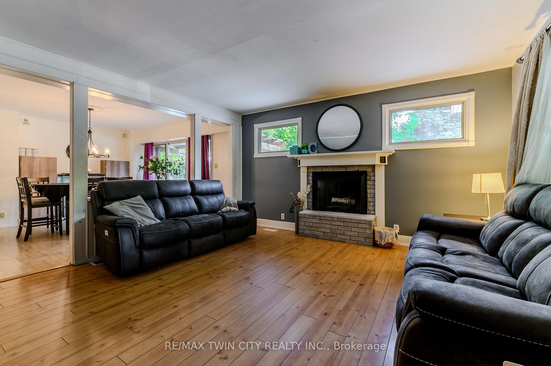 Photo 9 of 49 Thomson Road, Norfolk, Simcoe — HOMEH