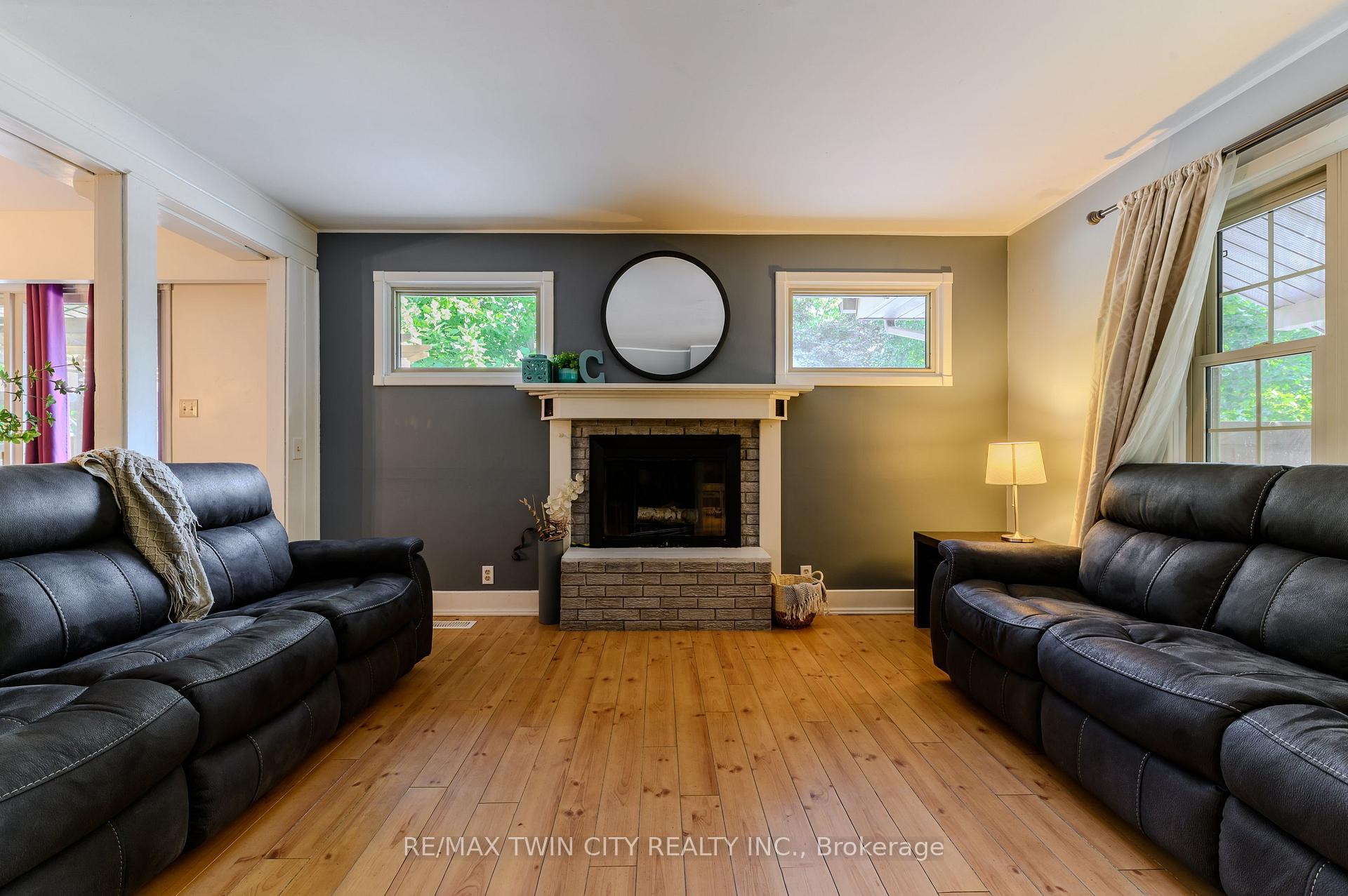 Photo 12 of 49 Thomson Road, Norfolk, Simcoe — HOMEH