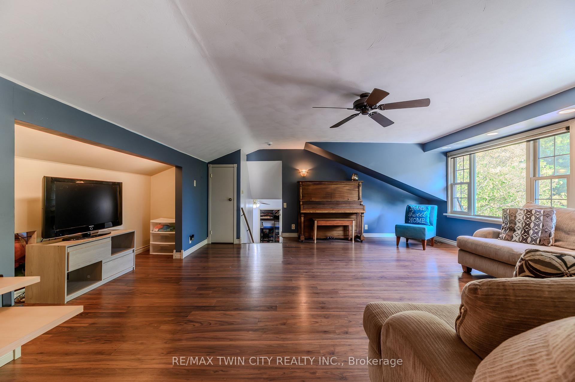 Photo 20 of 49 Thomson Road, Norfolk, Simcoe — HOMEH